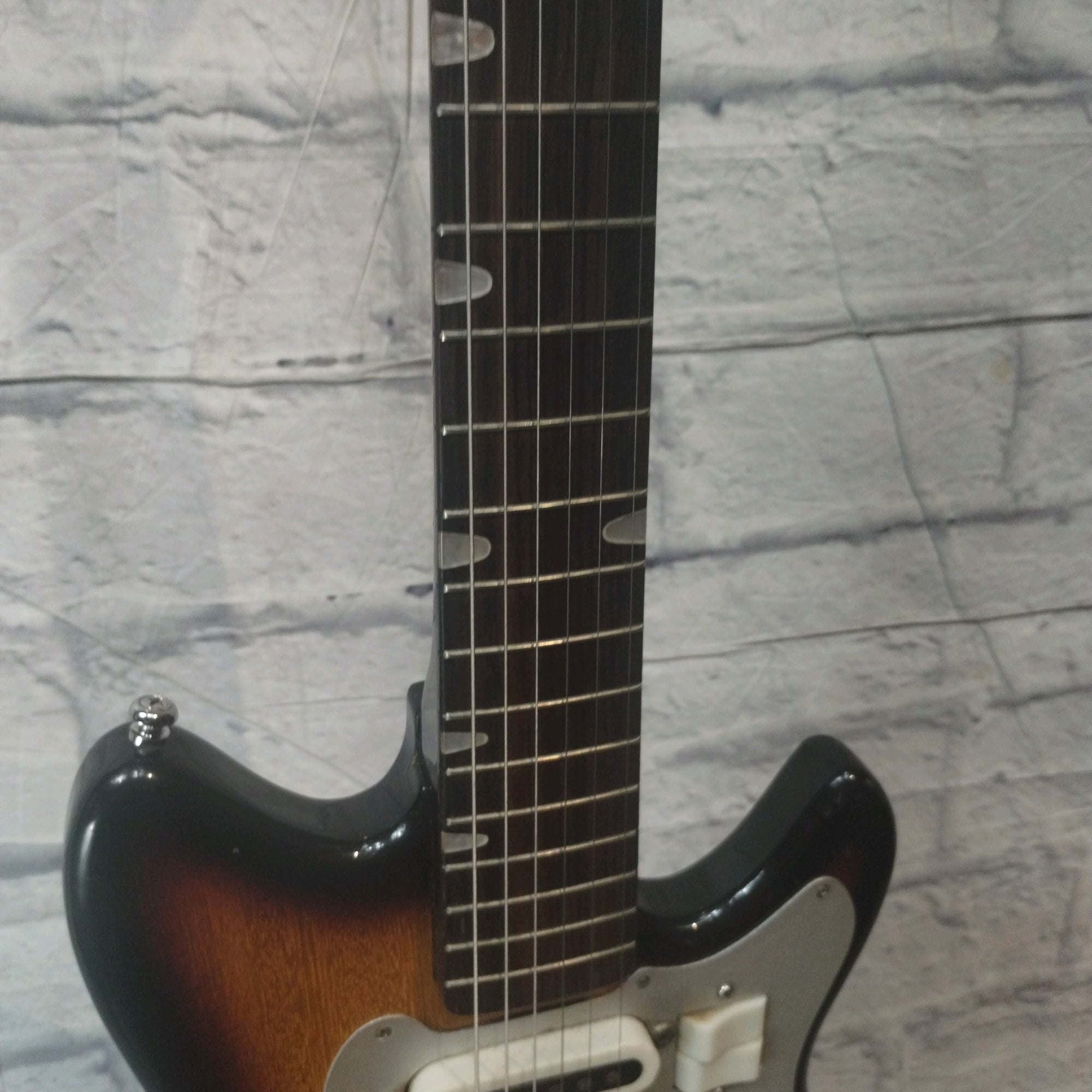 Guyatone LG55 Vintage Electric Guitar Sunburst
