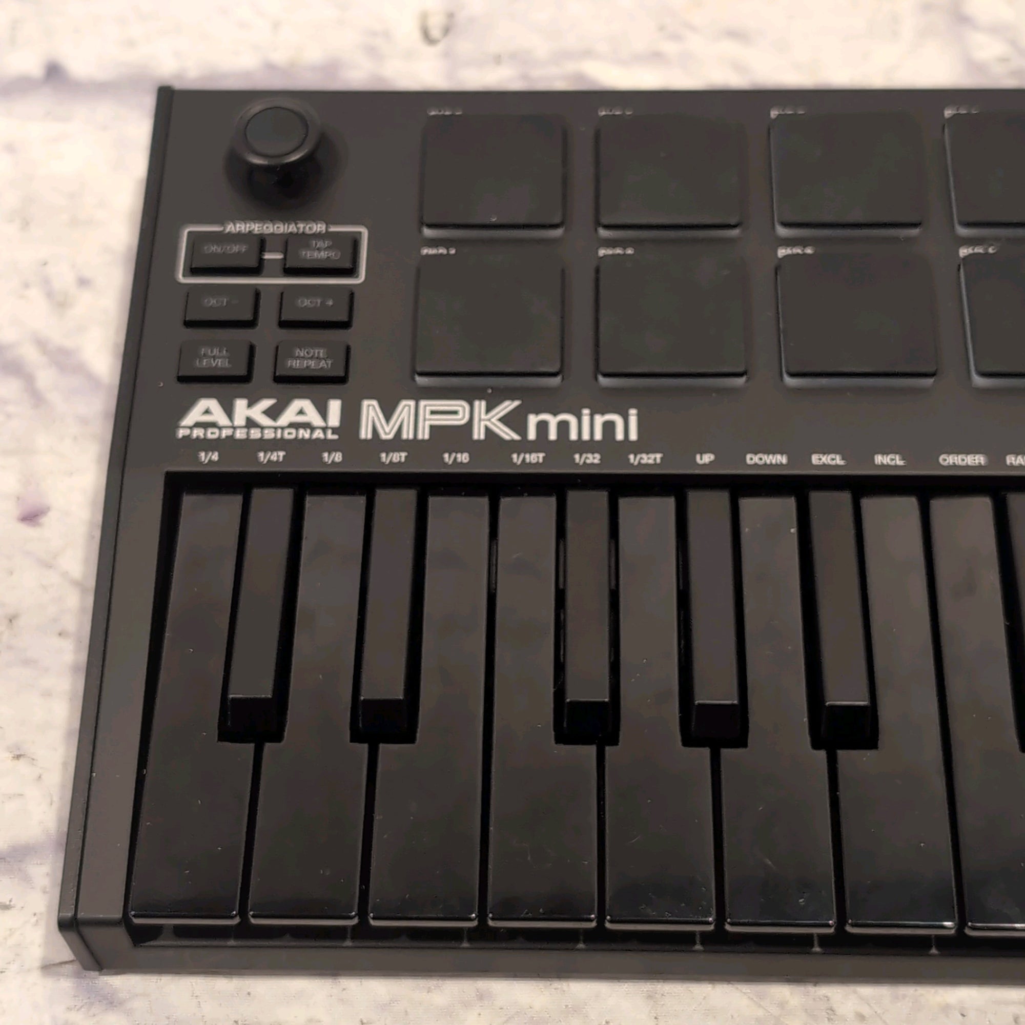 Akai MPK MINI Special Edition Black 25-Key MIDI Controller