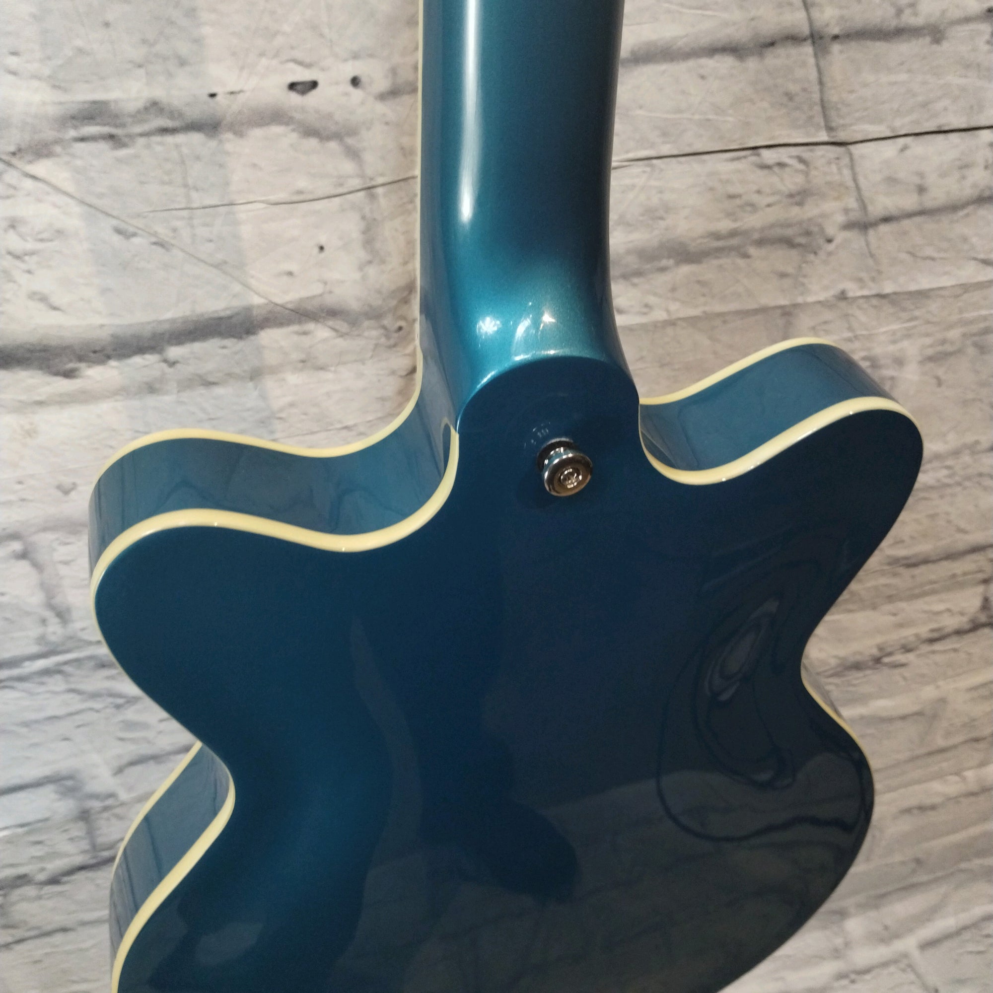 Gretsch G2655t Semi Hollow Electric Guitar Blue Sparkle