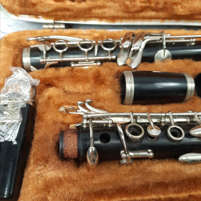 Warner wooden Clarinet made in Czechoslovakia w/Case