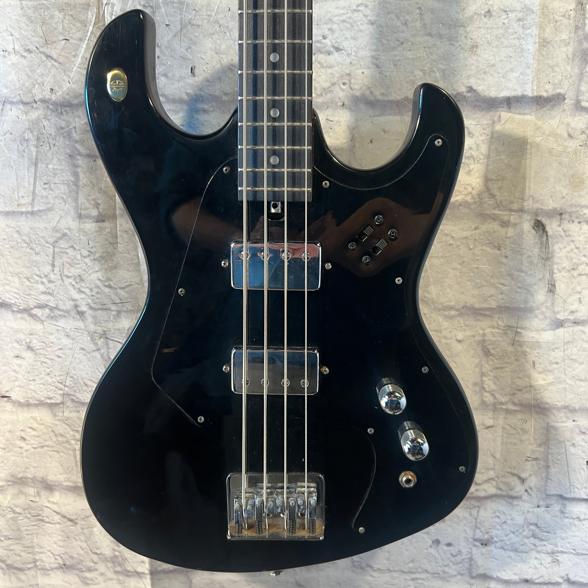 Harmony H906 Short Scale 4 String bass