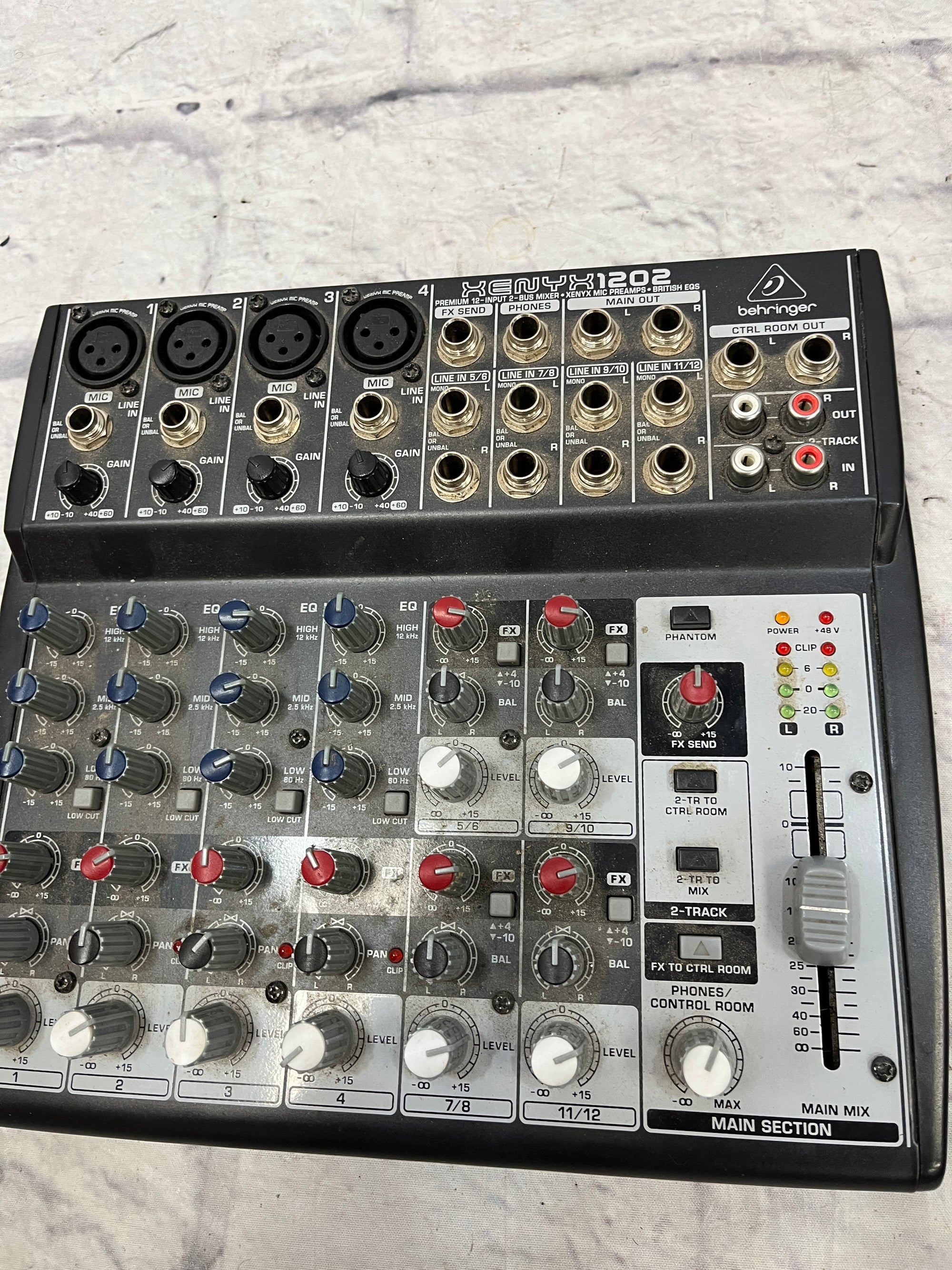 Behringer Xenyx 1202 Mixer with power Supply