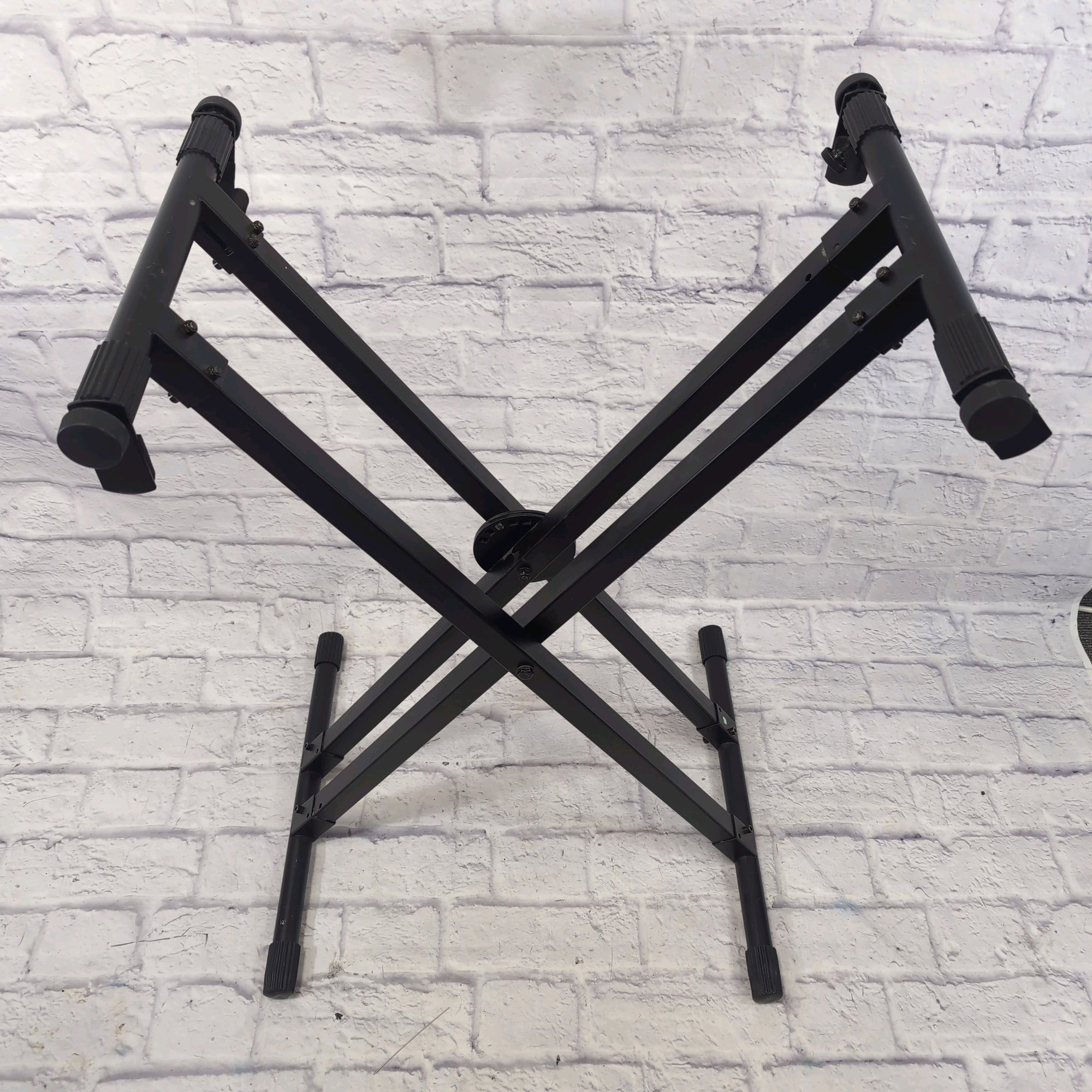 On Stage Stands Heavy Duty X Braced Keyboard Stand