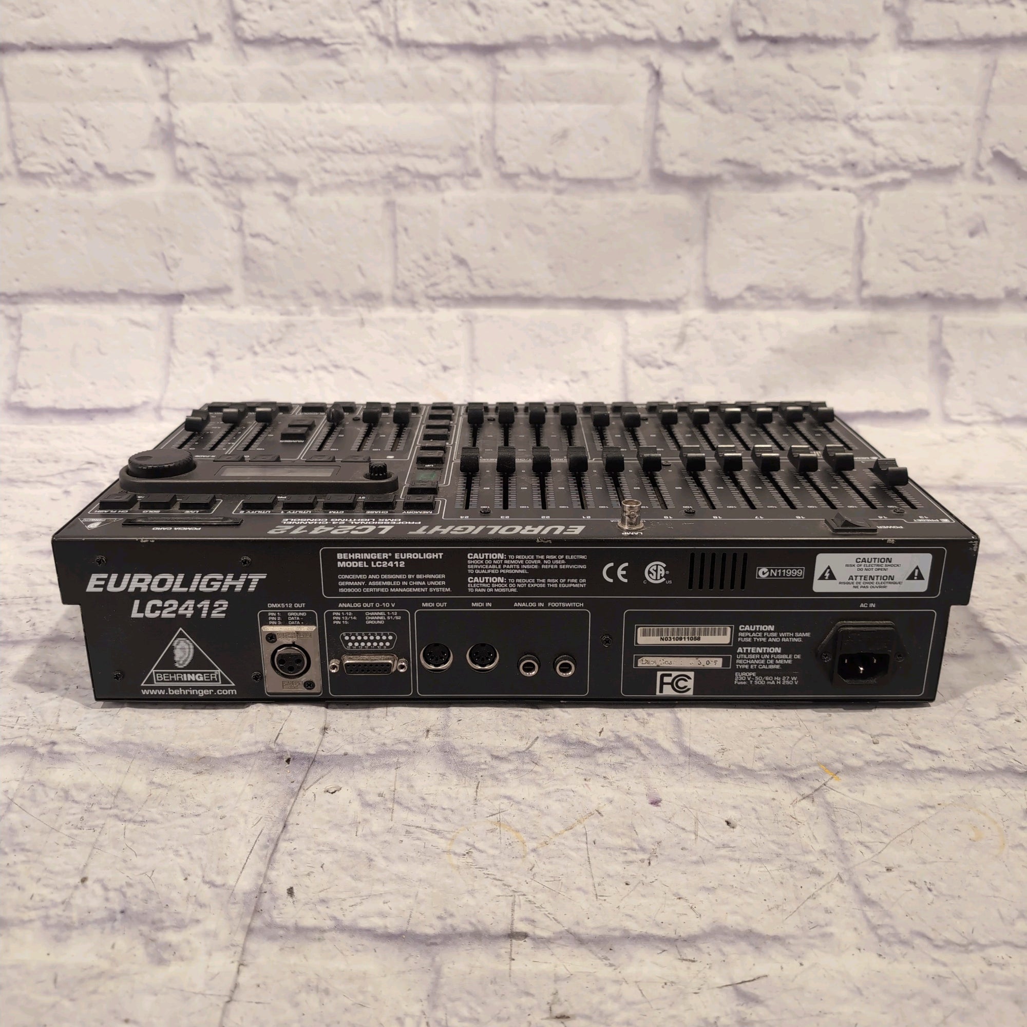 Behringer Eurolight LC2412 24-Channel DMX Lighting Console