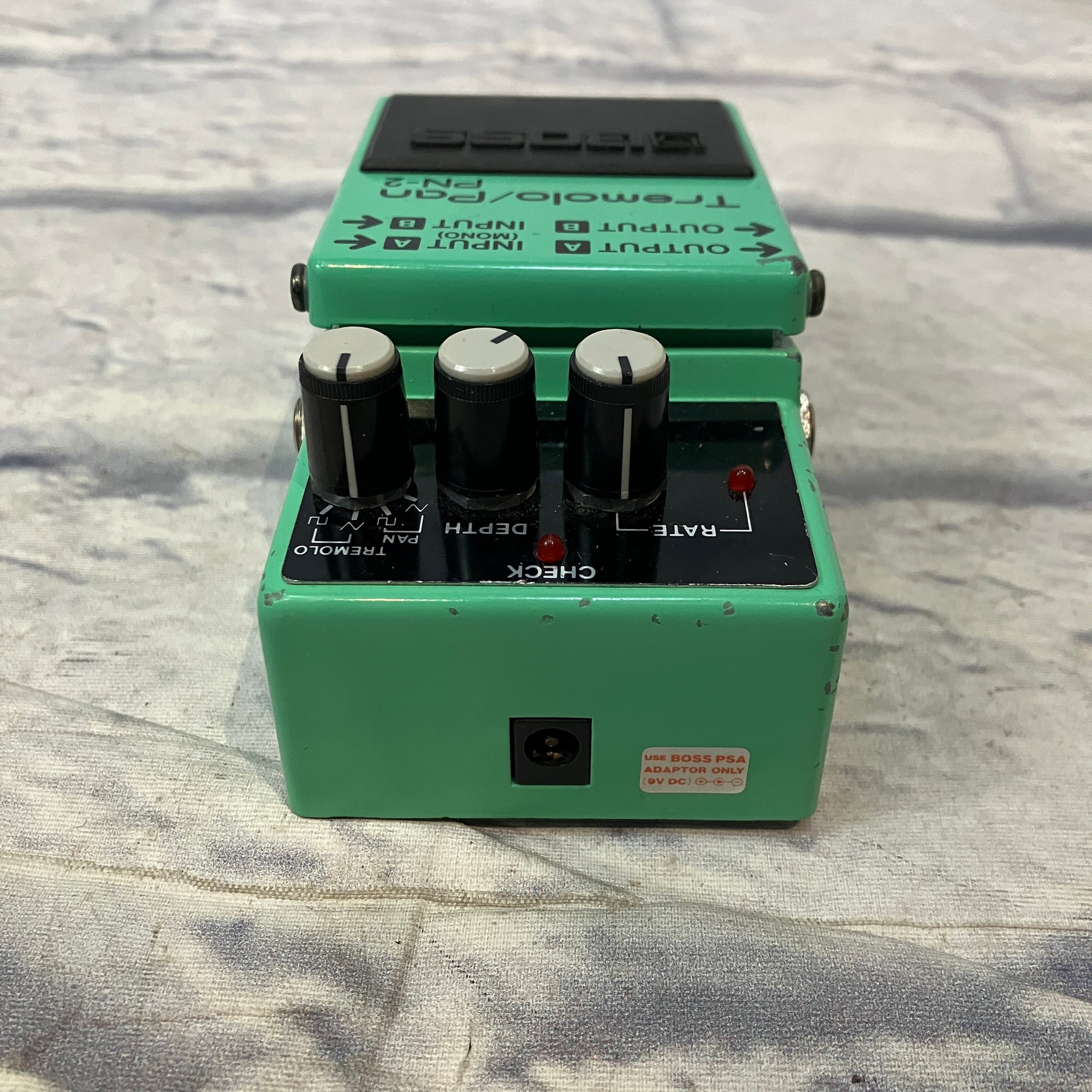 Boss PN-2 Tremolo/Pan Pedal