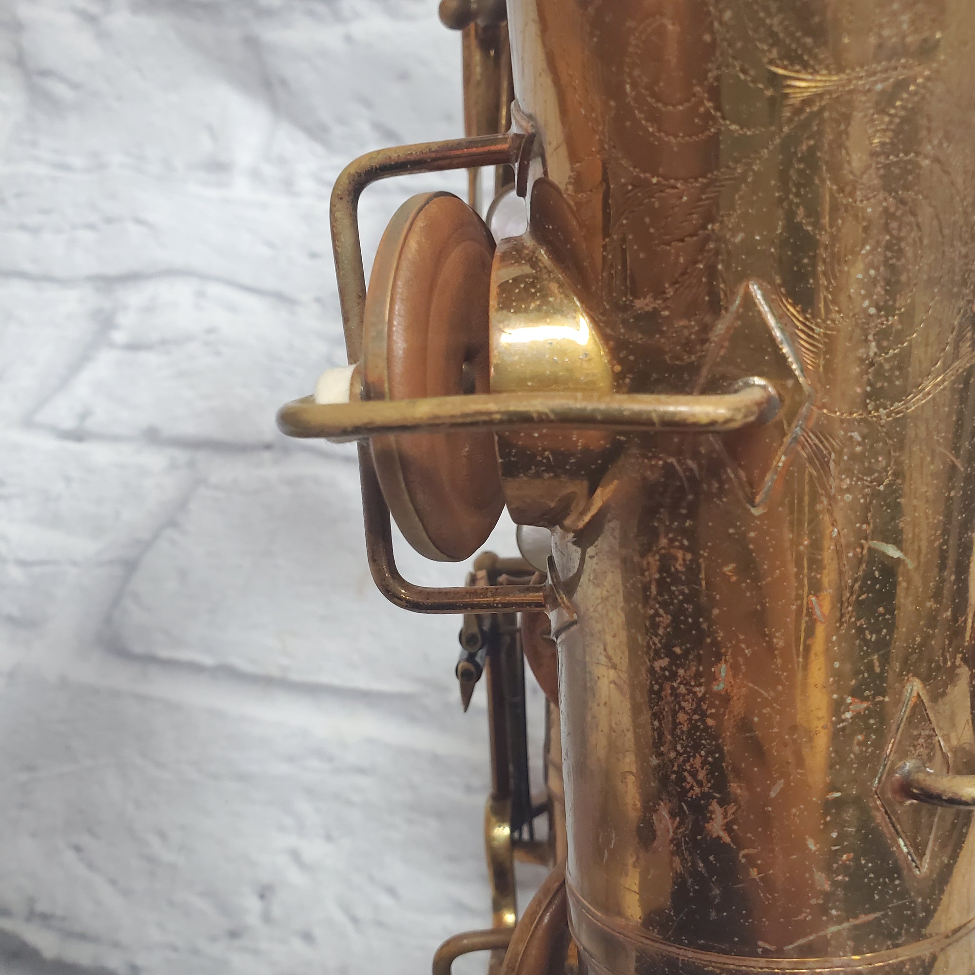 Vintage Buescher True Tone Low Pitch Saxophone 1920s with Original Case -143730