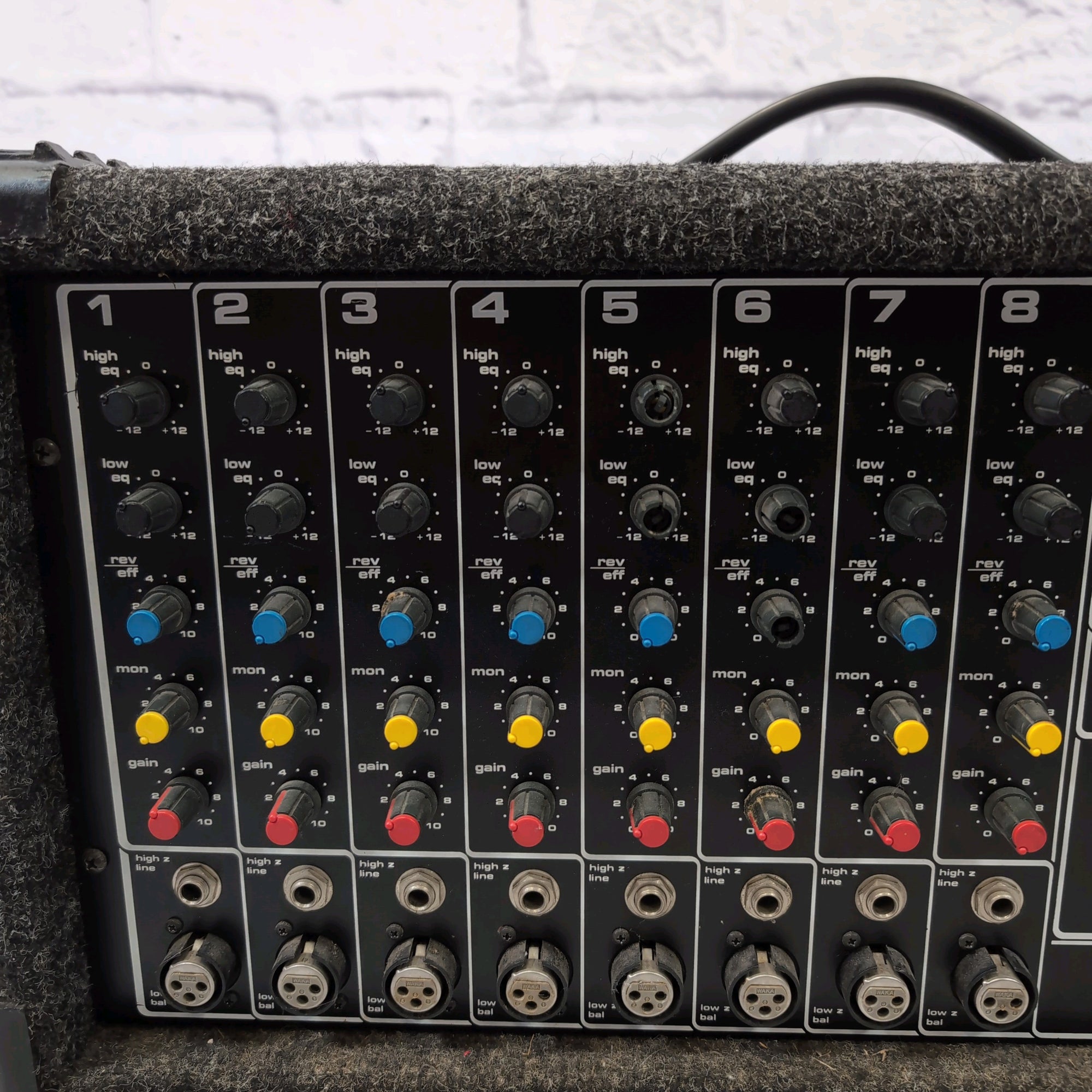 Crate PA-B8350 8-Channel NOT FUNCTIONAL