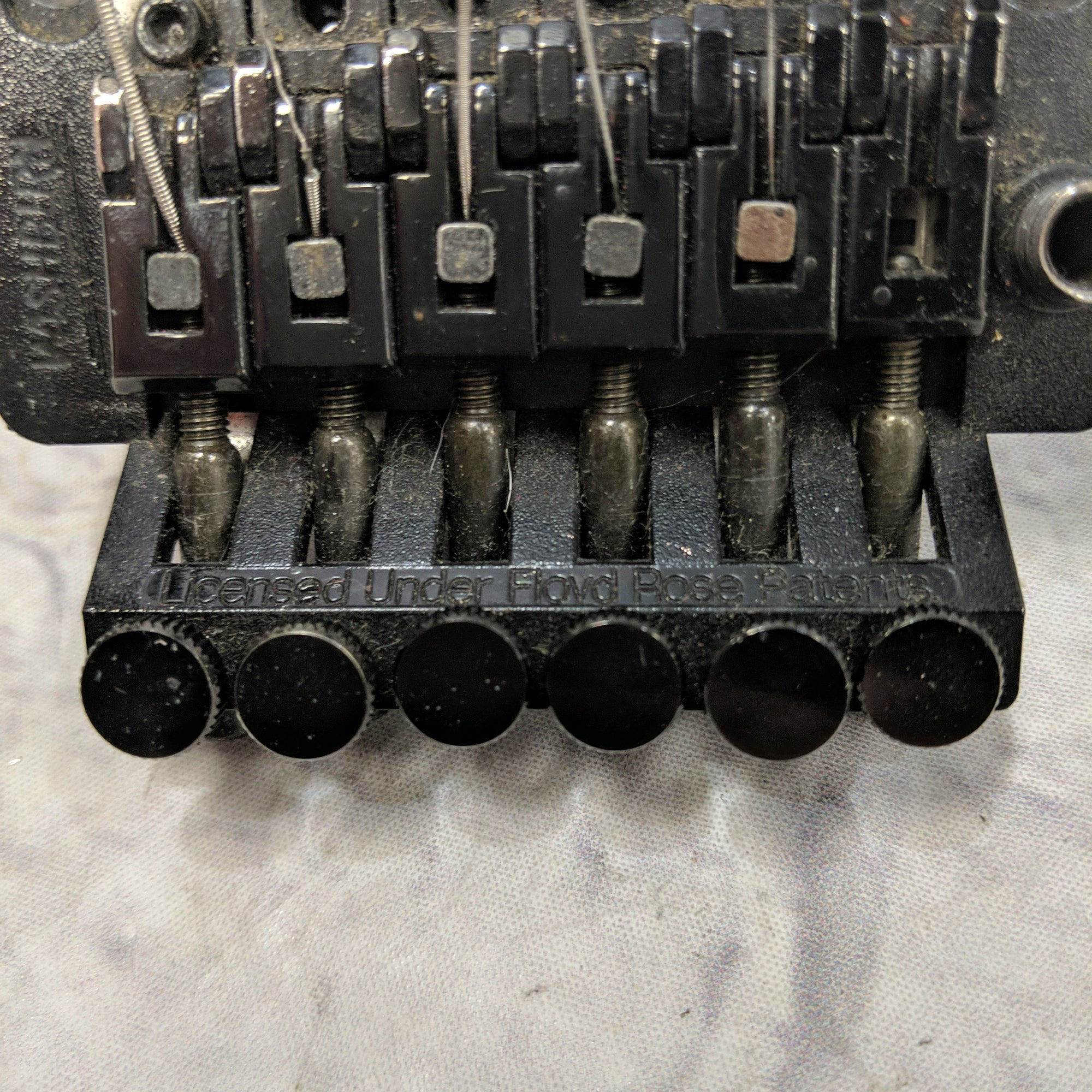 Washburn Licensed Floyd Rose Tremolo Electric Guitar Bridge Washburn Licensed Floyd Rose Tremolo Electric Guitar Bridge