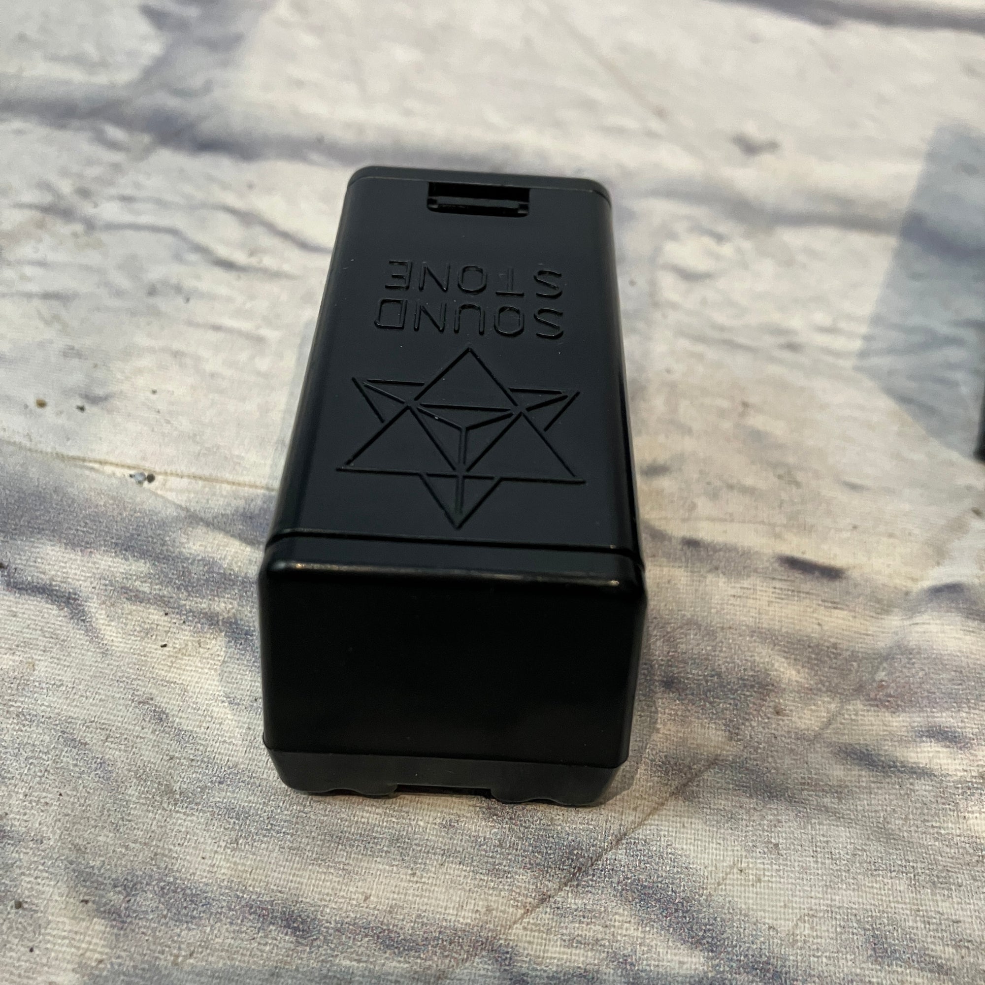 The Sound Stone Guitar Sustainer