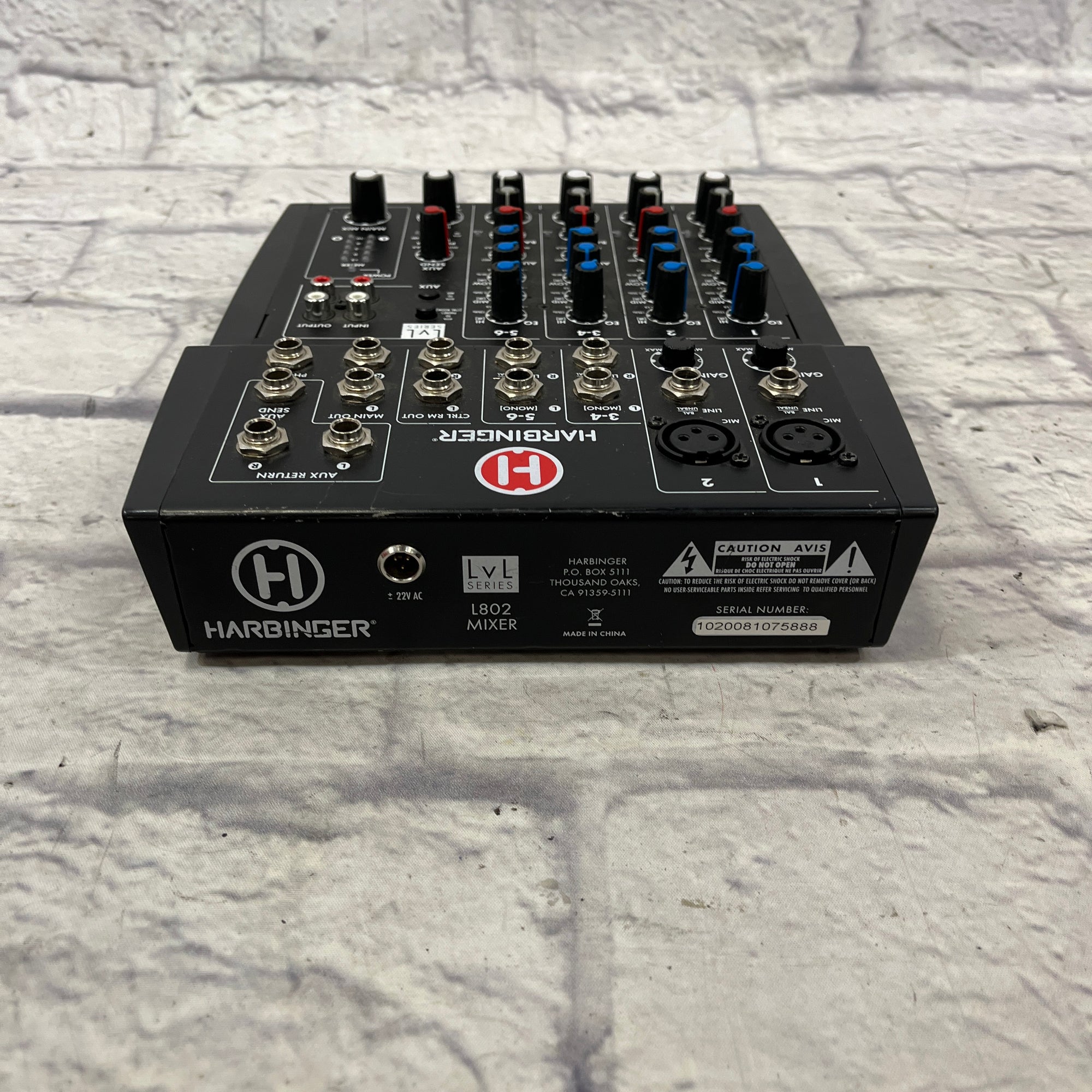 Harbinger L802 Mixer
