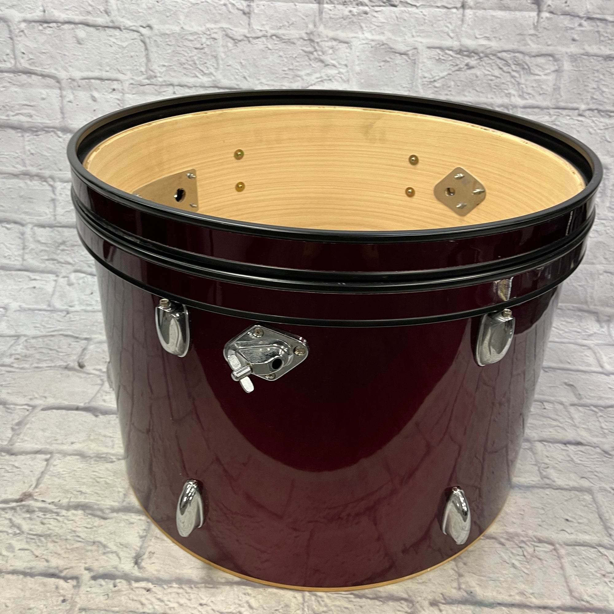 Unknown 22 Kick Drum Red No Heads