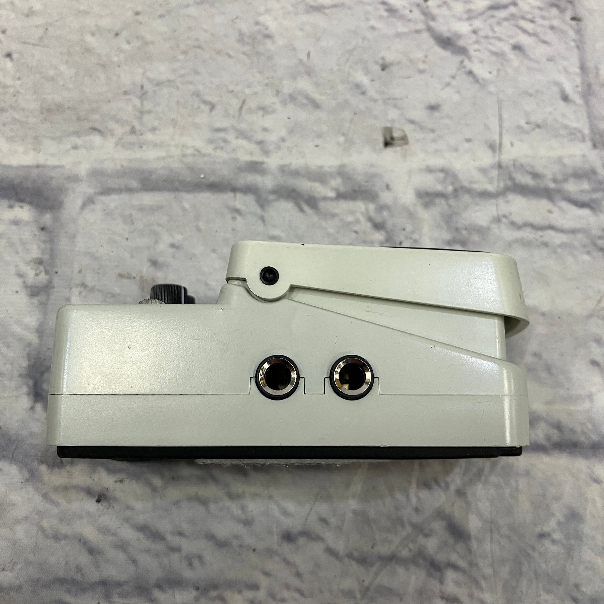 Behringer NR300 Noise Reducer Gate Pedal