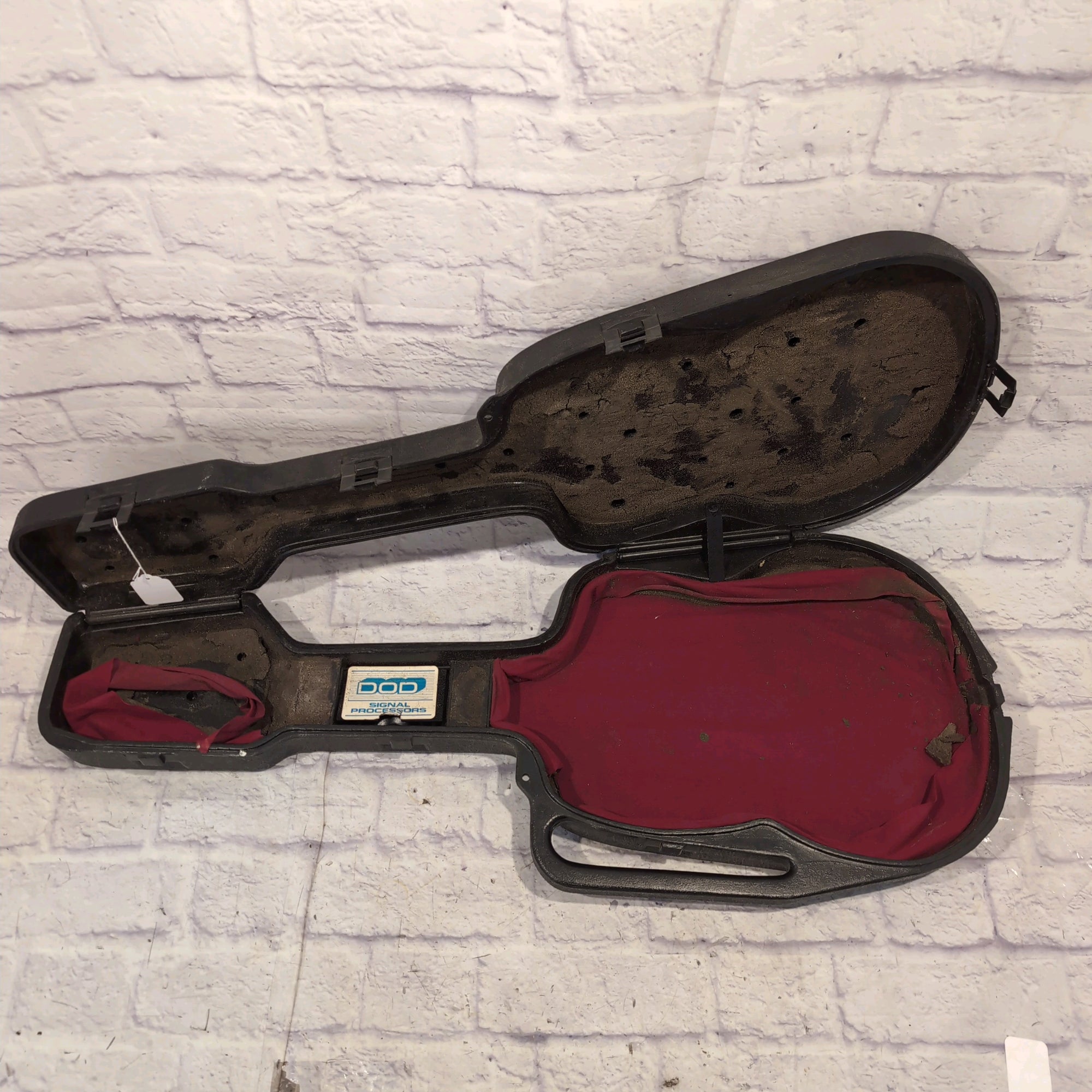 Sears Roebuck Vintage Plastic Chainsaw Style Guitar Case