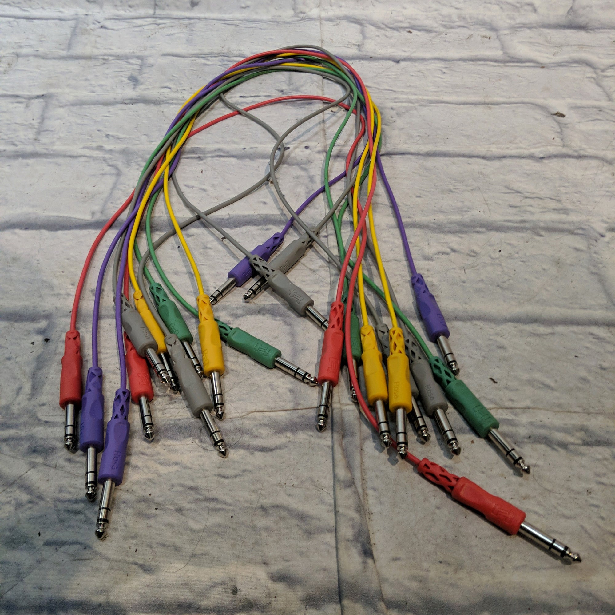 Hosa 1/ 4 Patch Cables (11 Count)  Rack Patchbay
