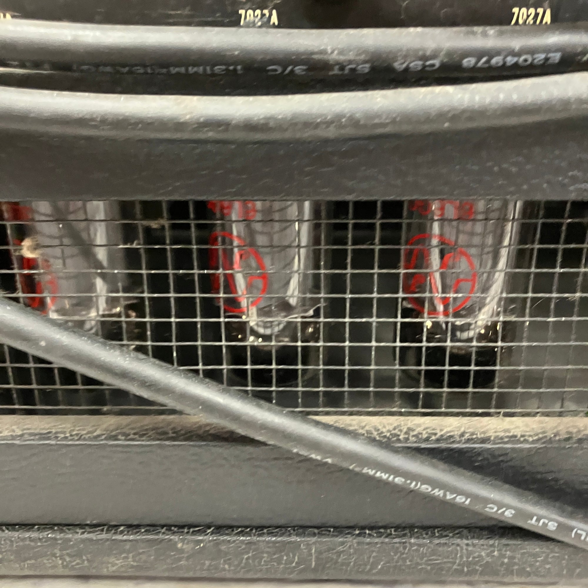 Ampeg V4B Tube Bass Head (Recently Serviced)