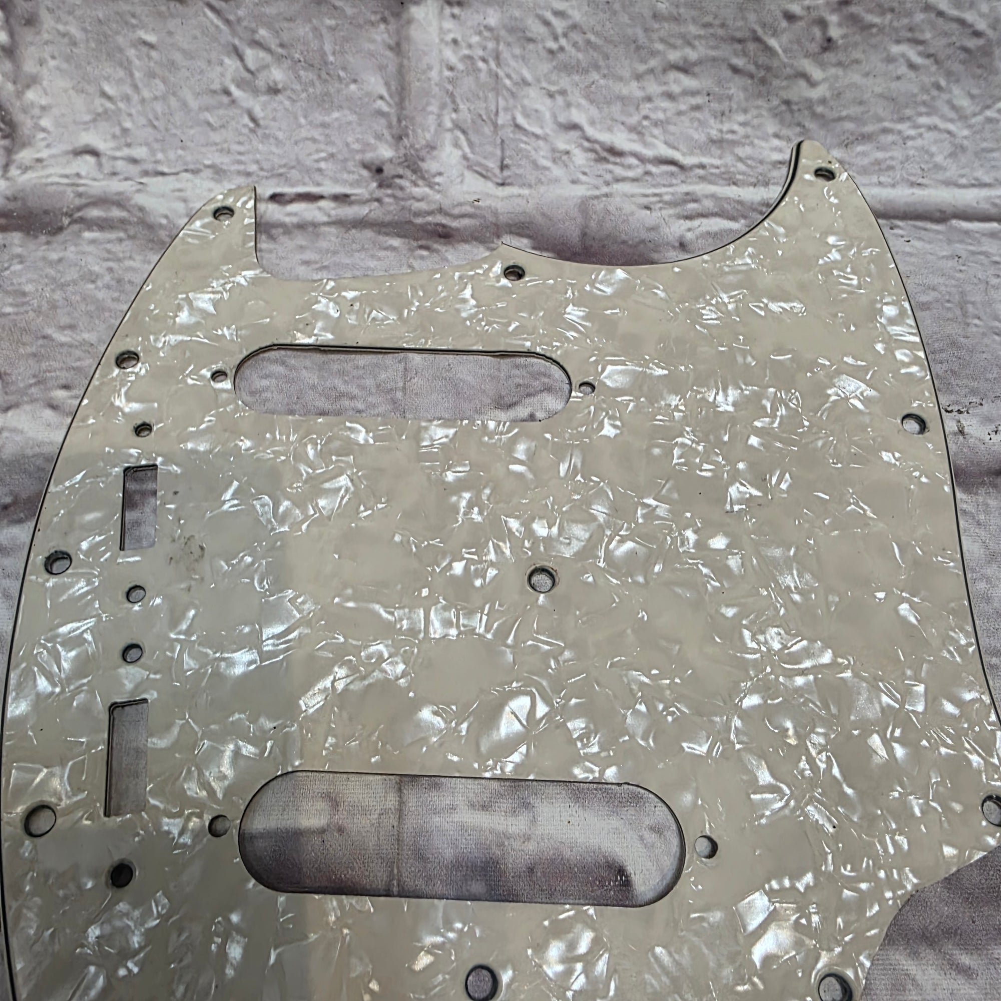 Unknown Fender Off-set Series Mustang Style Pickguard Ivory White Pickguard