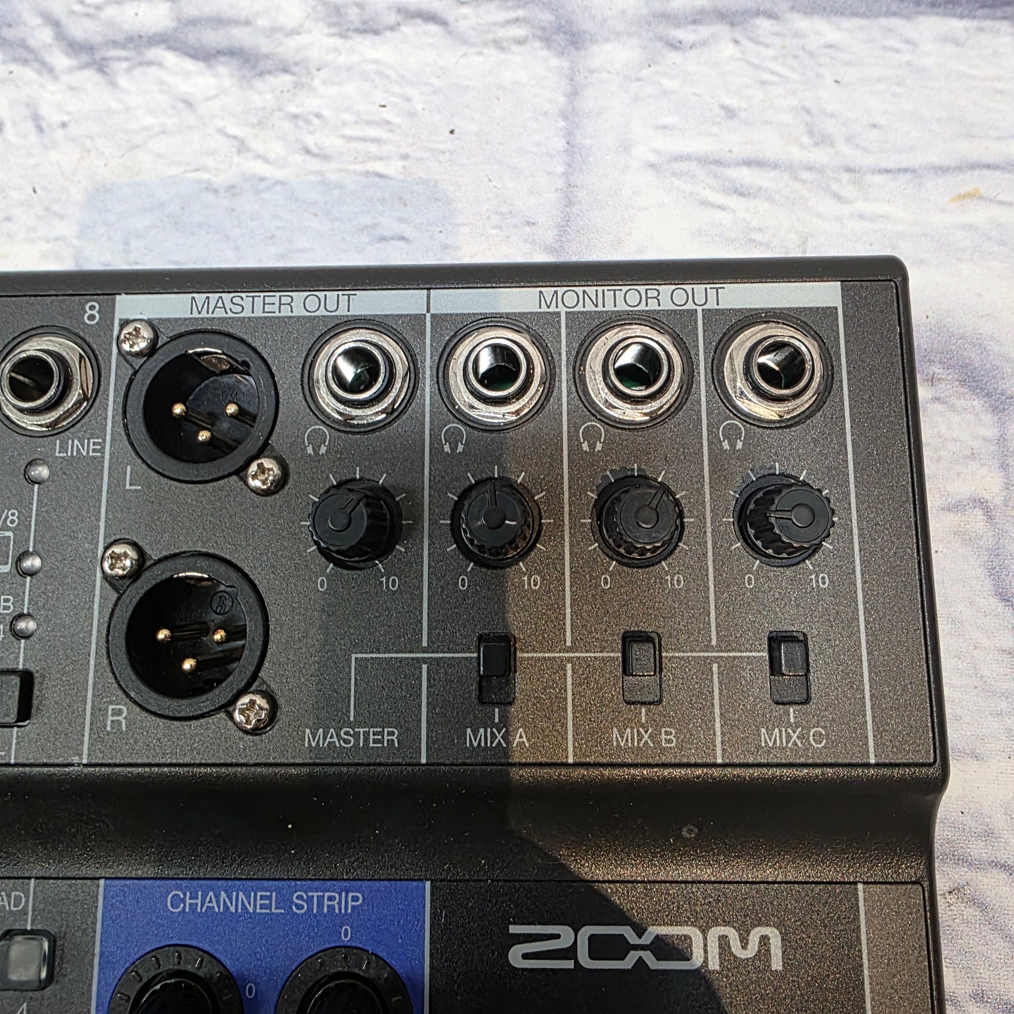 Zoom Live-Trak L-8 Digital Recorder