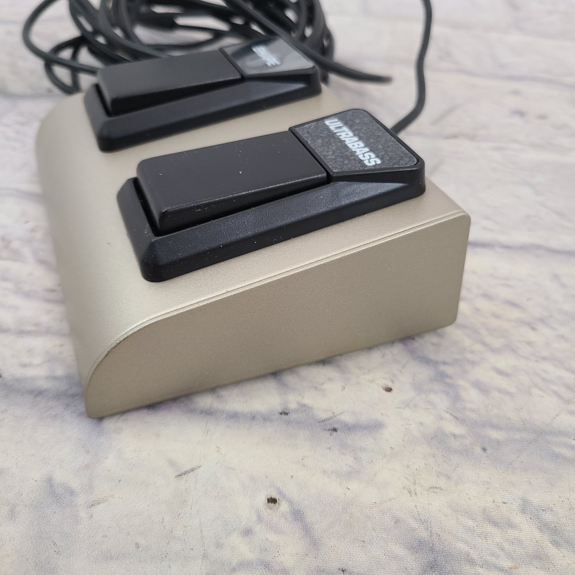 Behringer FS112T Footswitch