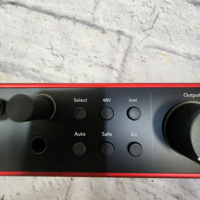 Focusrite Scarlett 2i2 4th Gen USB Interface