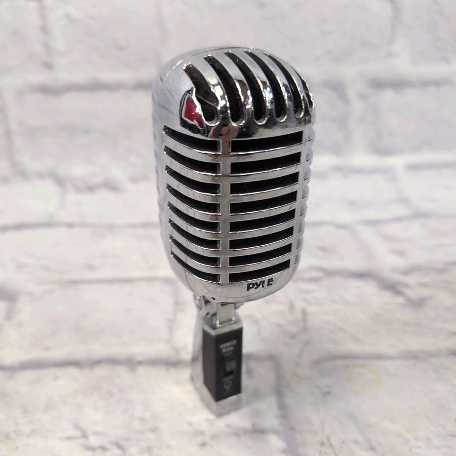 Pyle PDMICR42SL Vintage Style Vocal Microphone