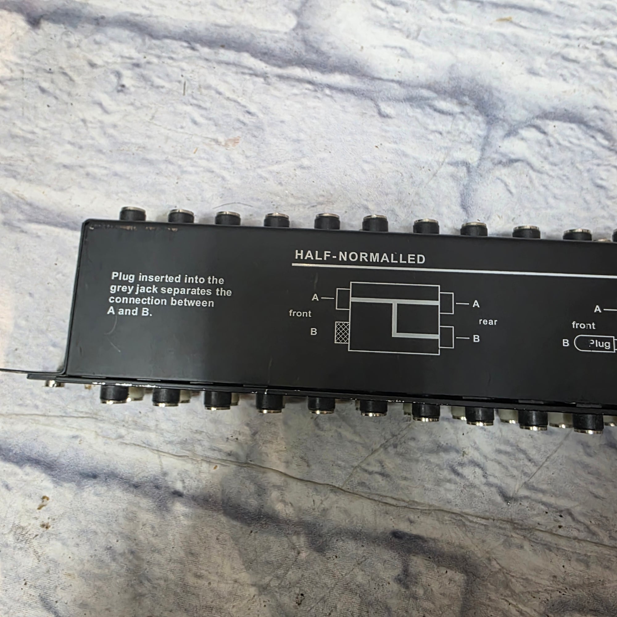 Neutrik NYS-SPP-L Rack Patchbay