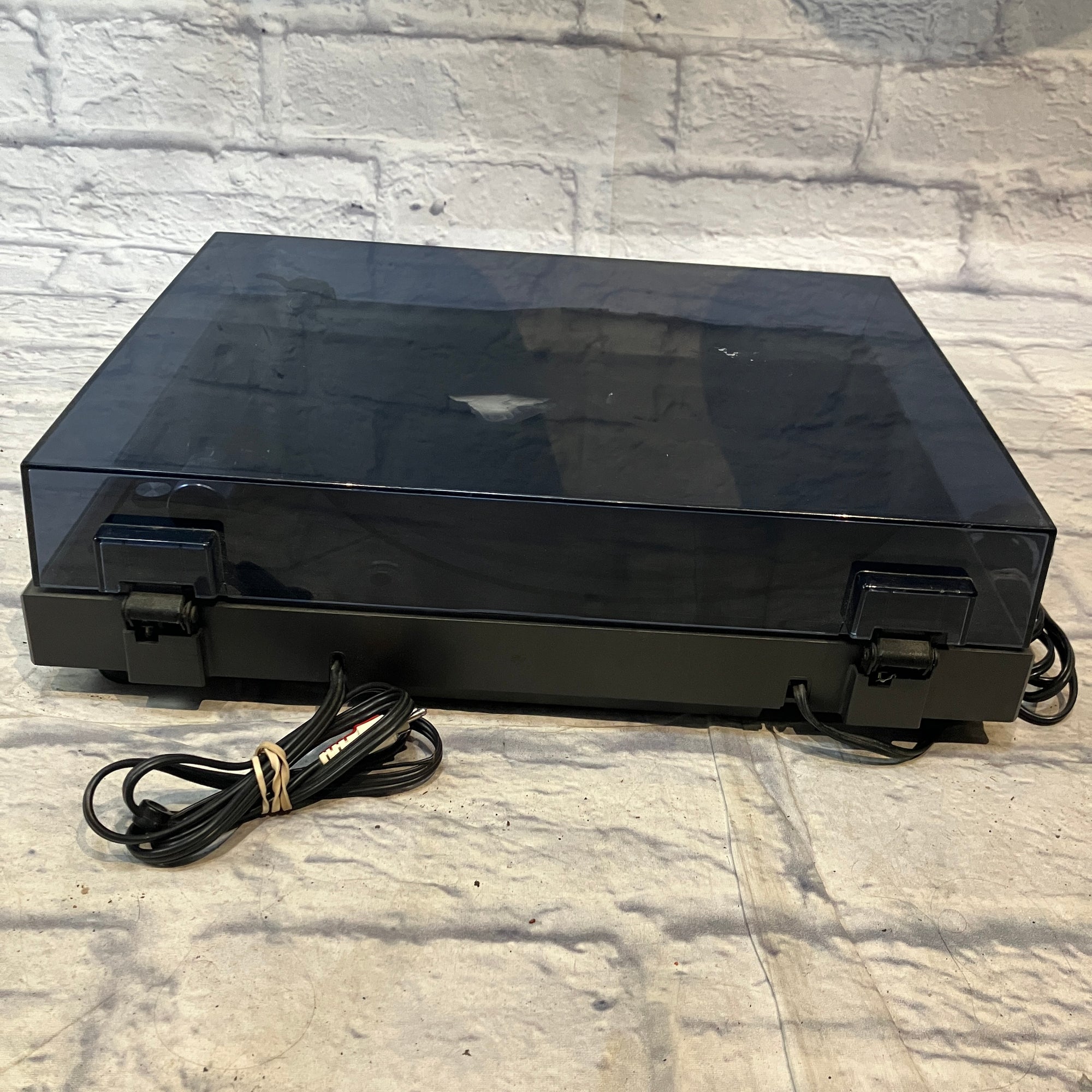 NAD 5125 Turntable
