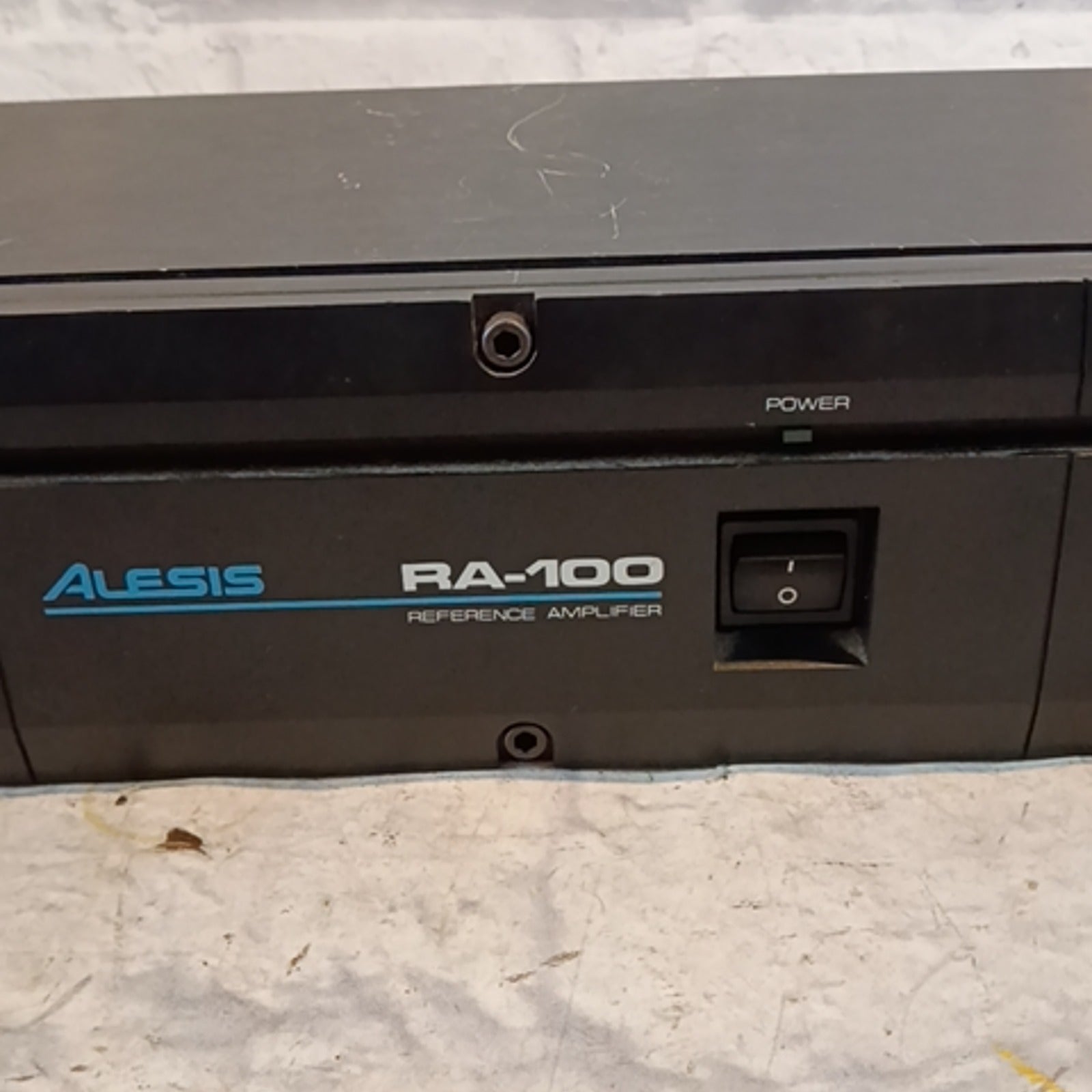 Alesis RA-100 Reference Power Amp