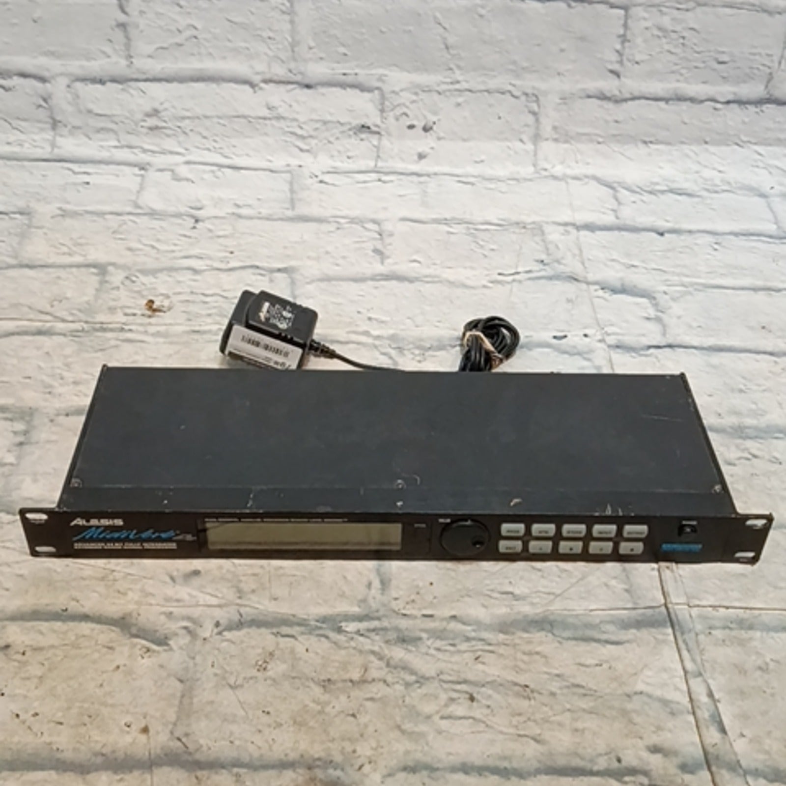 Alesis midiverb 4 Rack Unit