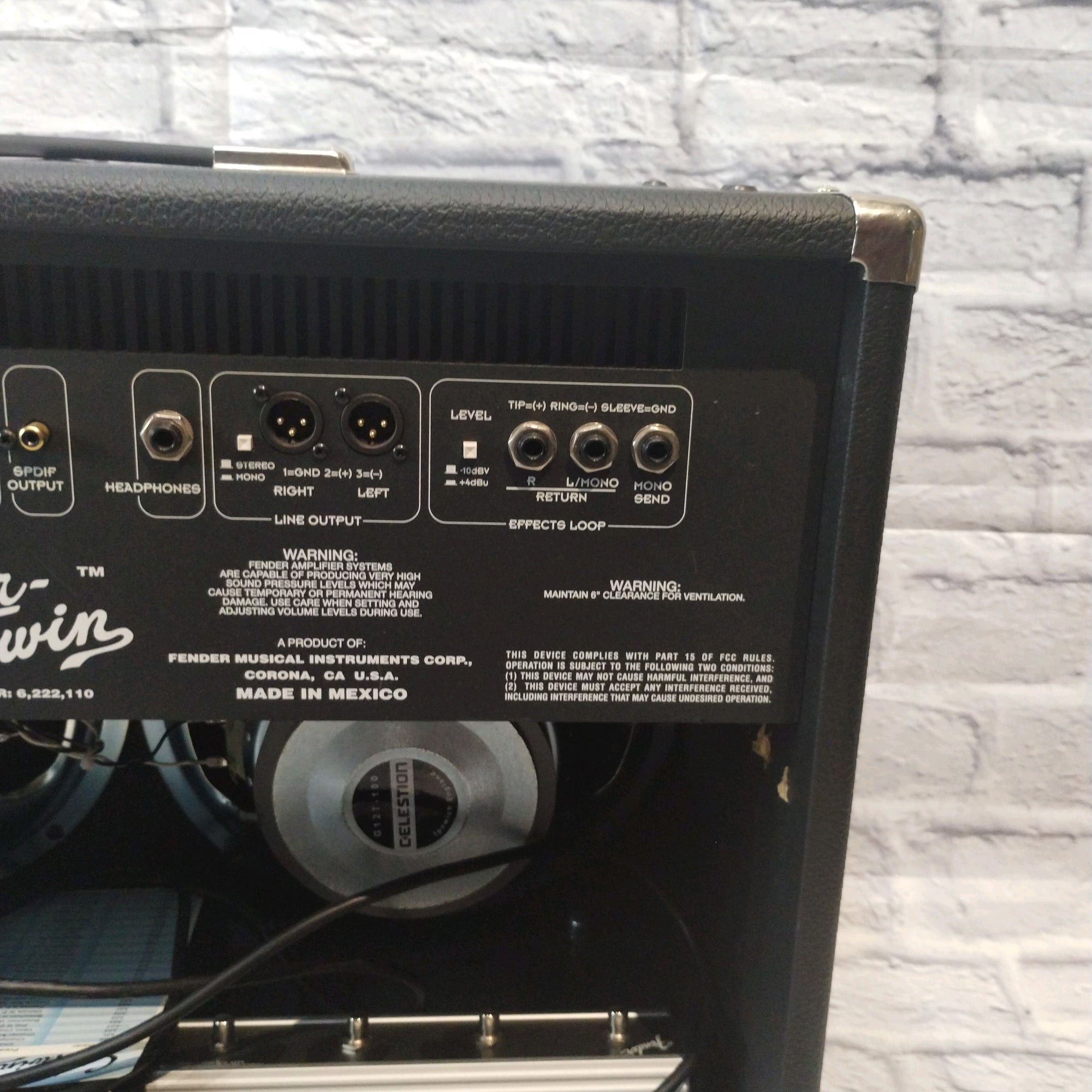 Fender Cyber Twin Combo Amp with Cover and 4-Button Footswitch Guitar Combo Amp