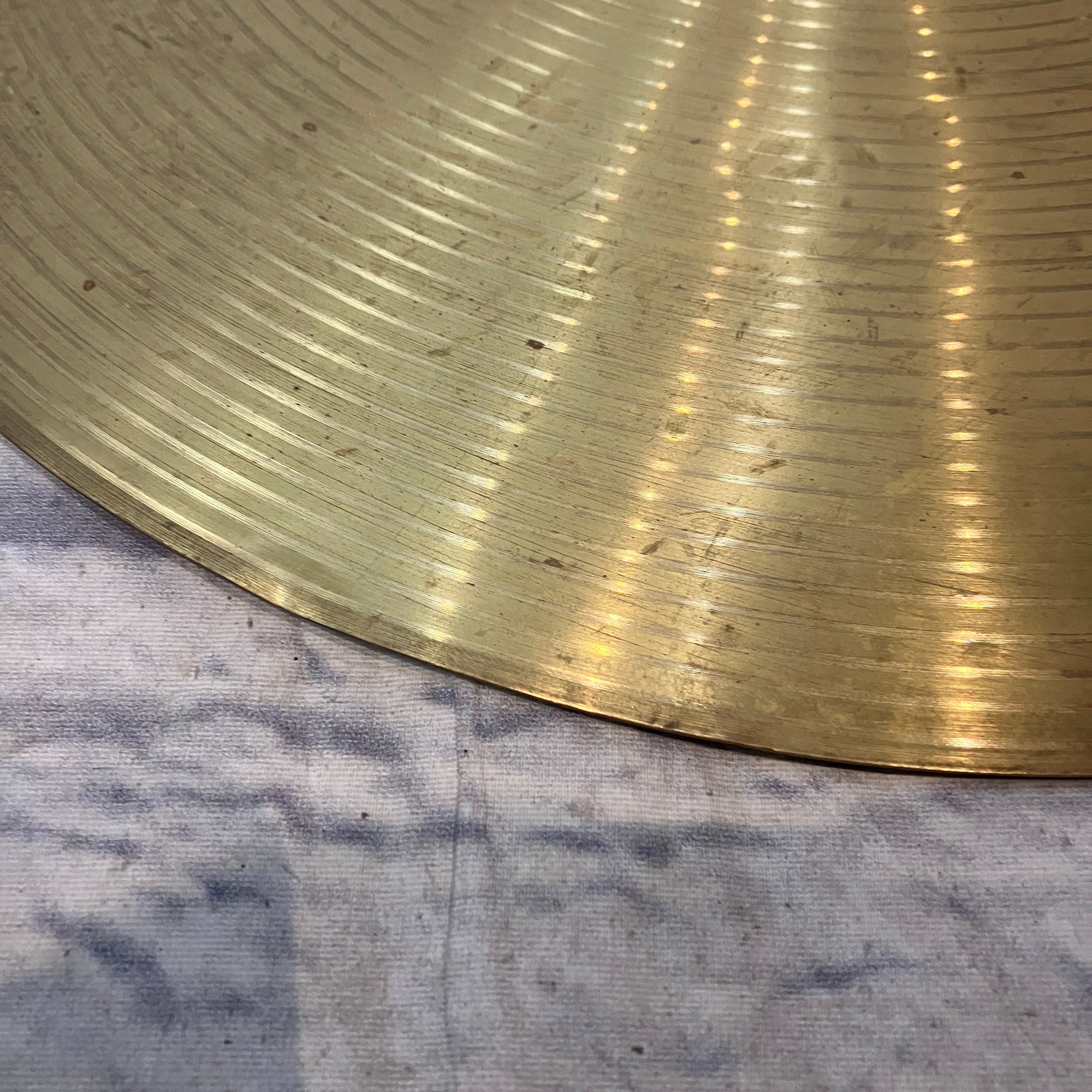 Unknown 16" Crash Cymbal