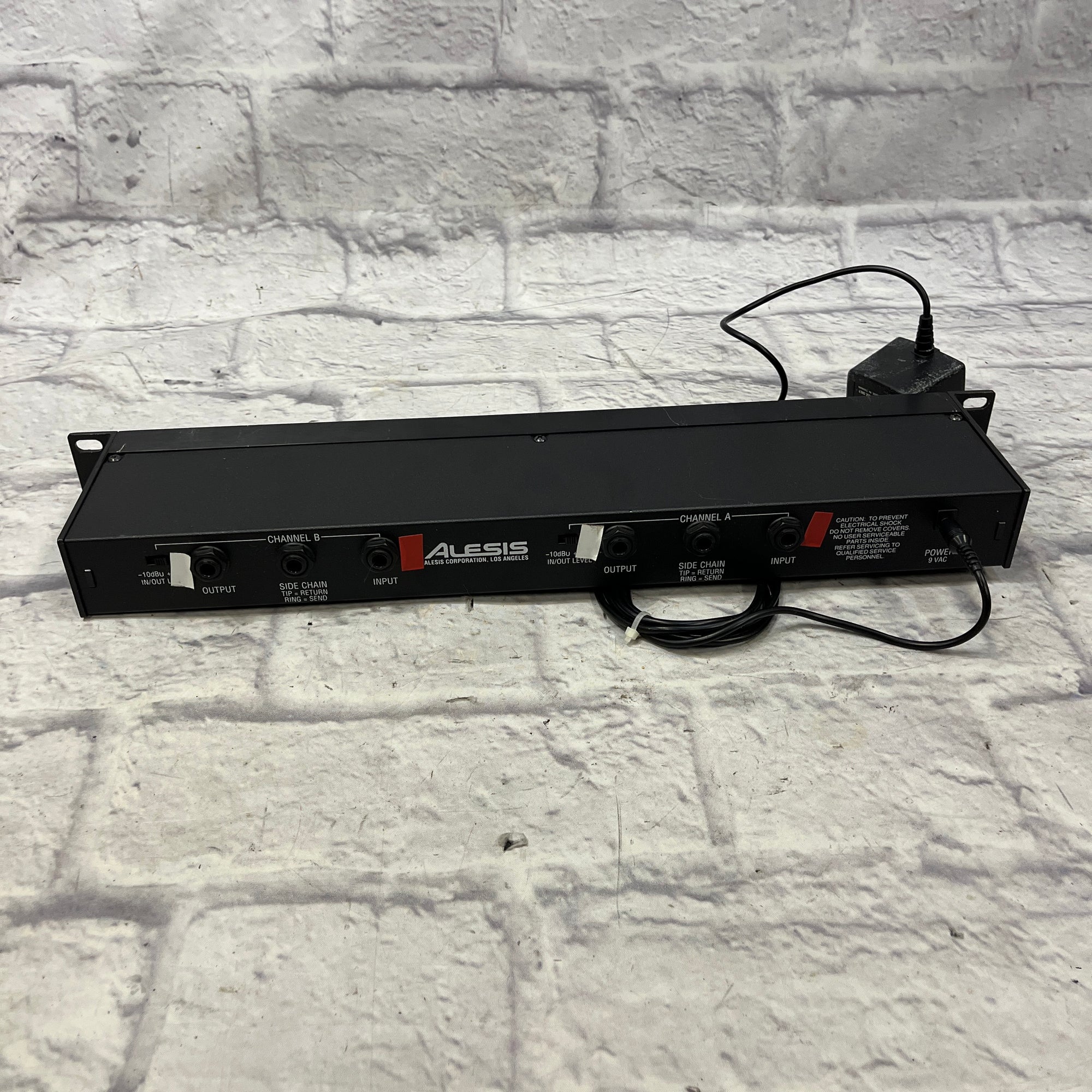 Alesis 3630 Rack Compressor - Evolution Music