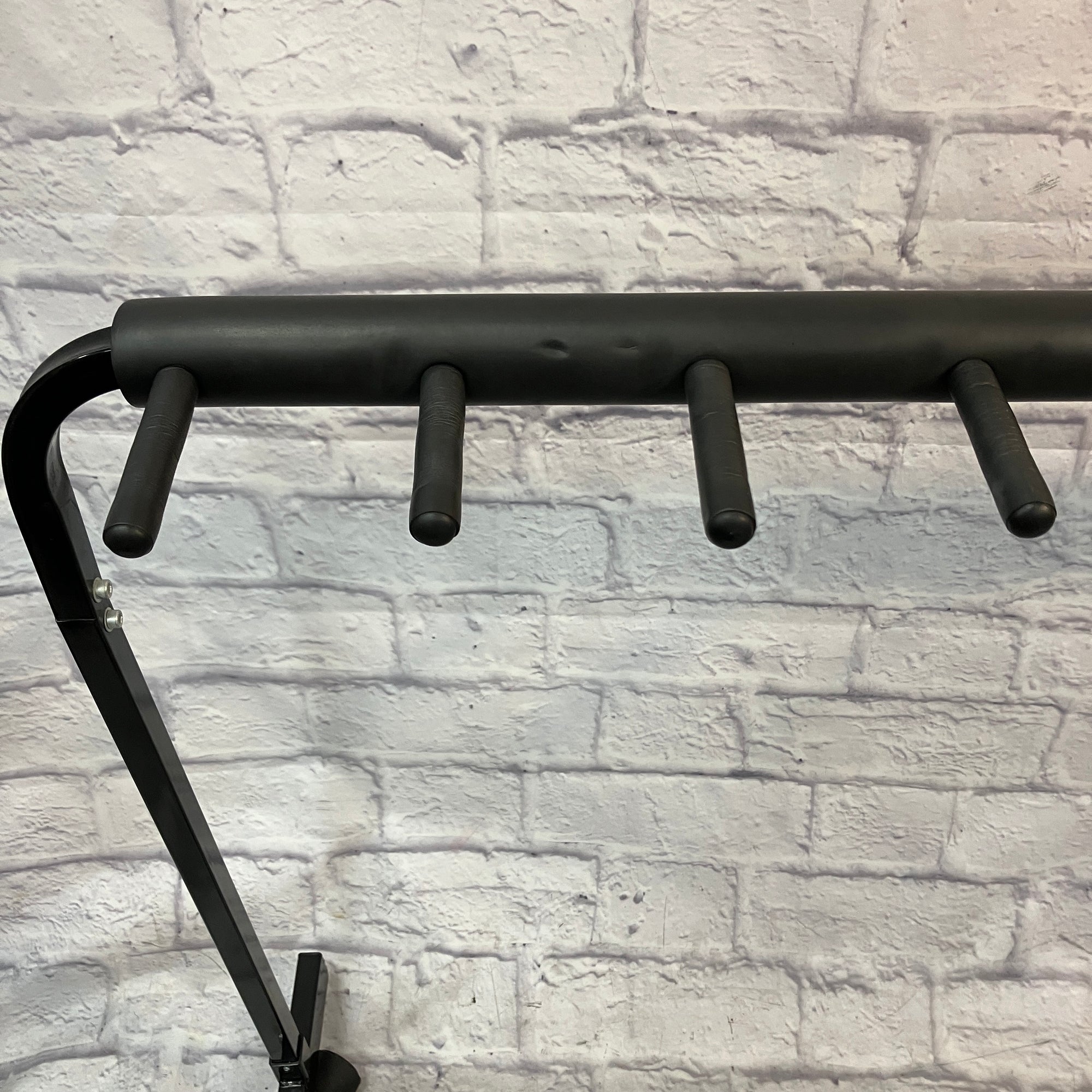 Unknown Five Guitar Stand