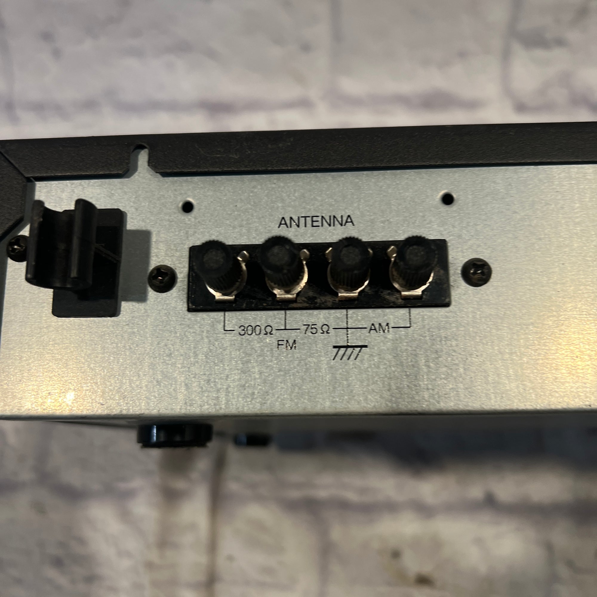 Onkyo T-4140 Component AM / FM Radio Tuner