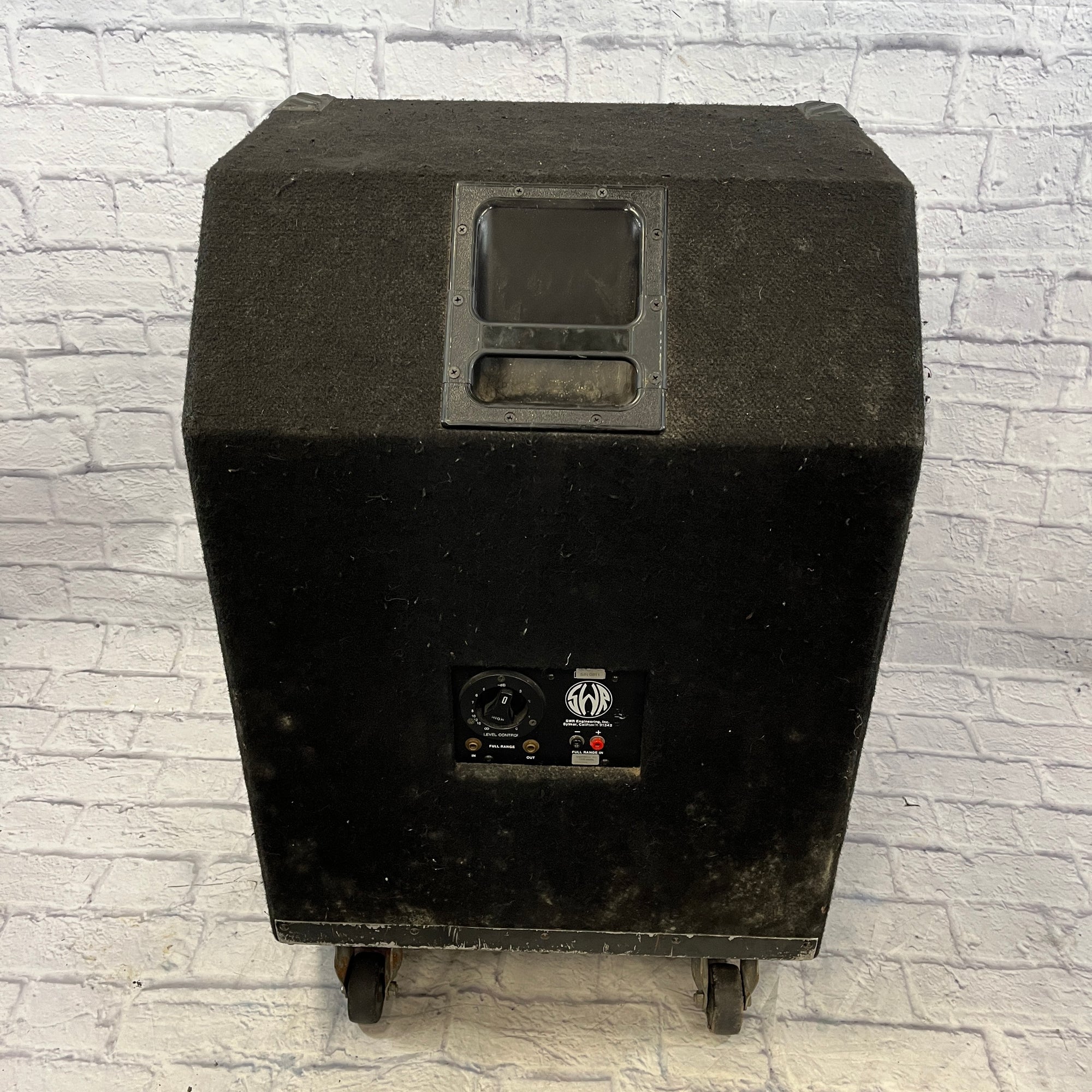 SWR Goliath 6x10 1000 watt Bass Cab