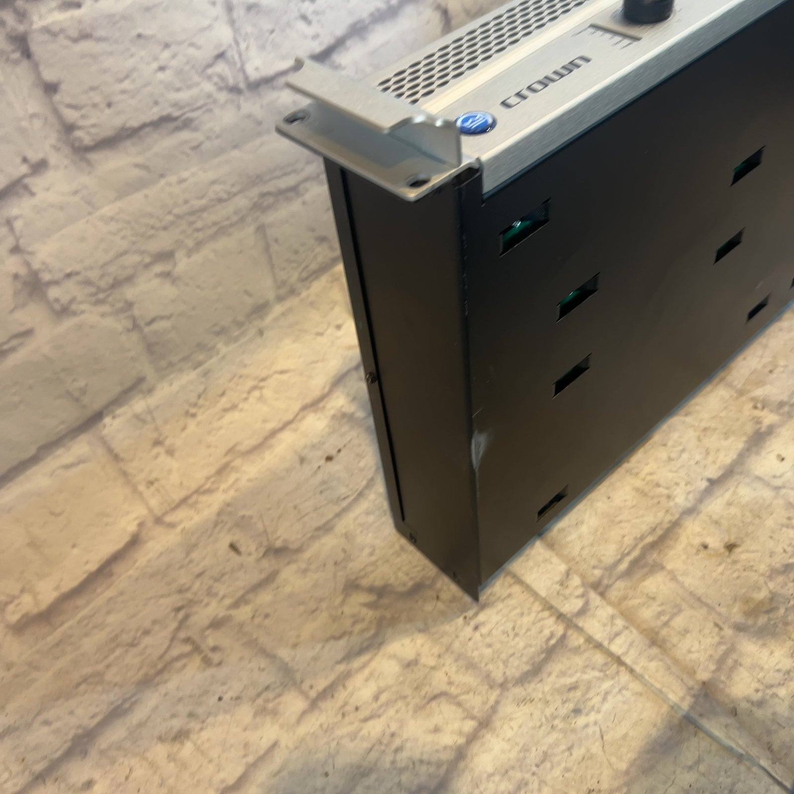 Crown XTI1000 Power Amp