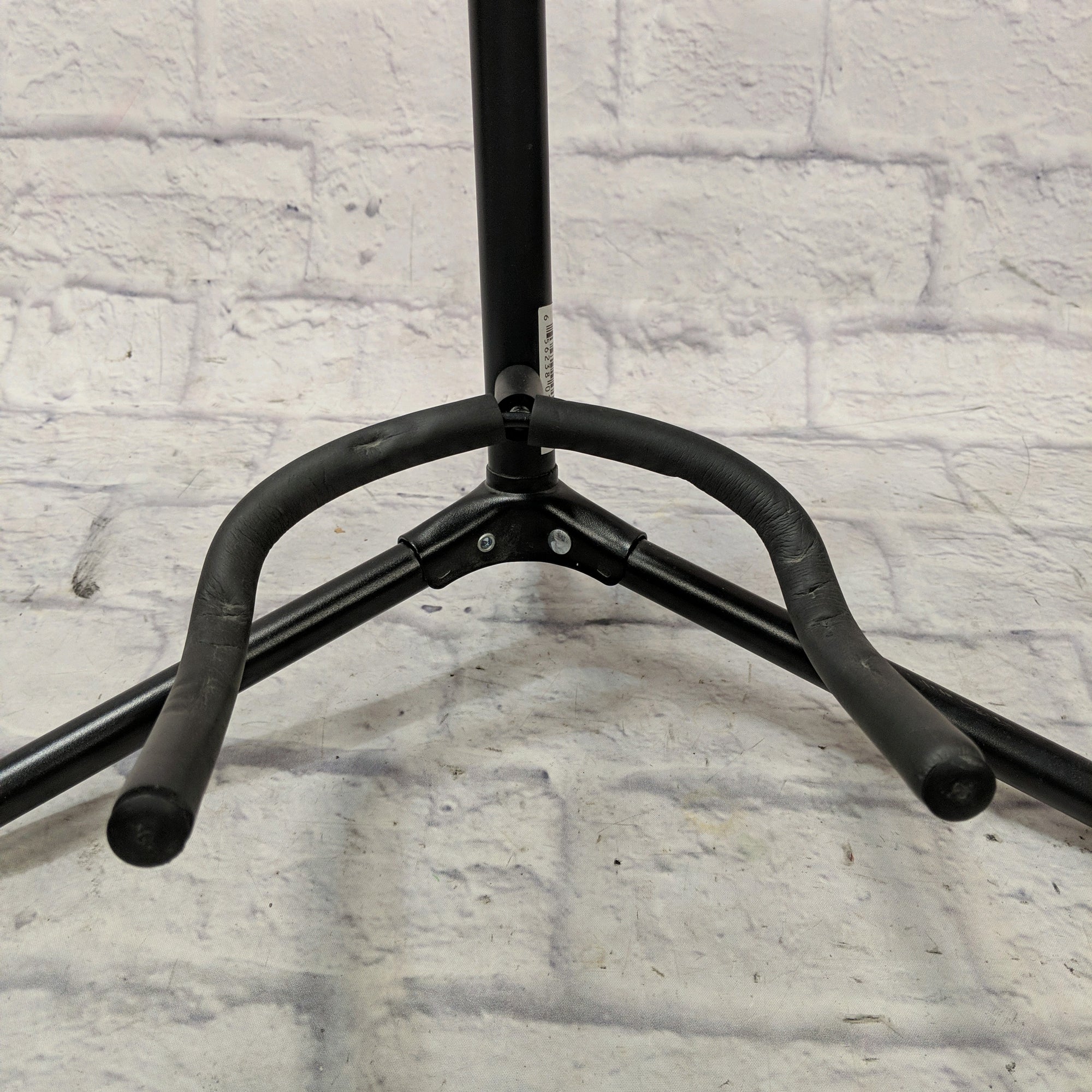 Unknown Black Guitar Stand