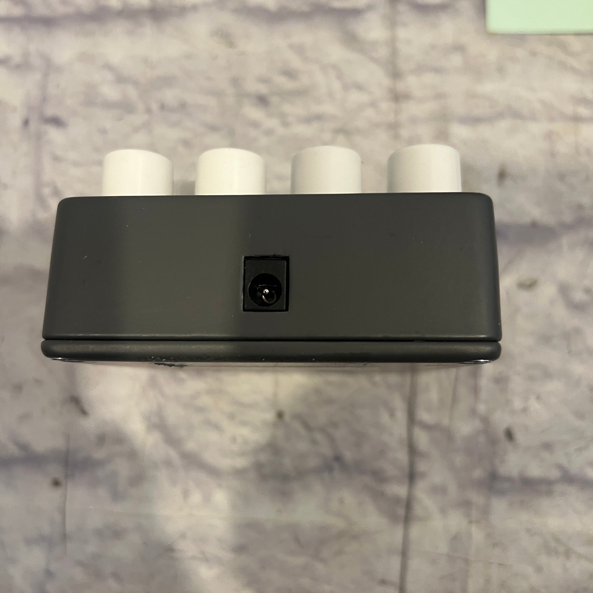 Electro-Harmonix Bass Mono Synth Pedal