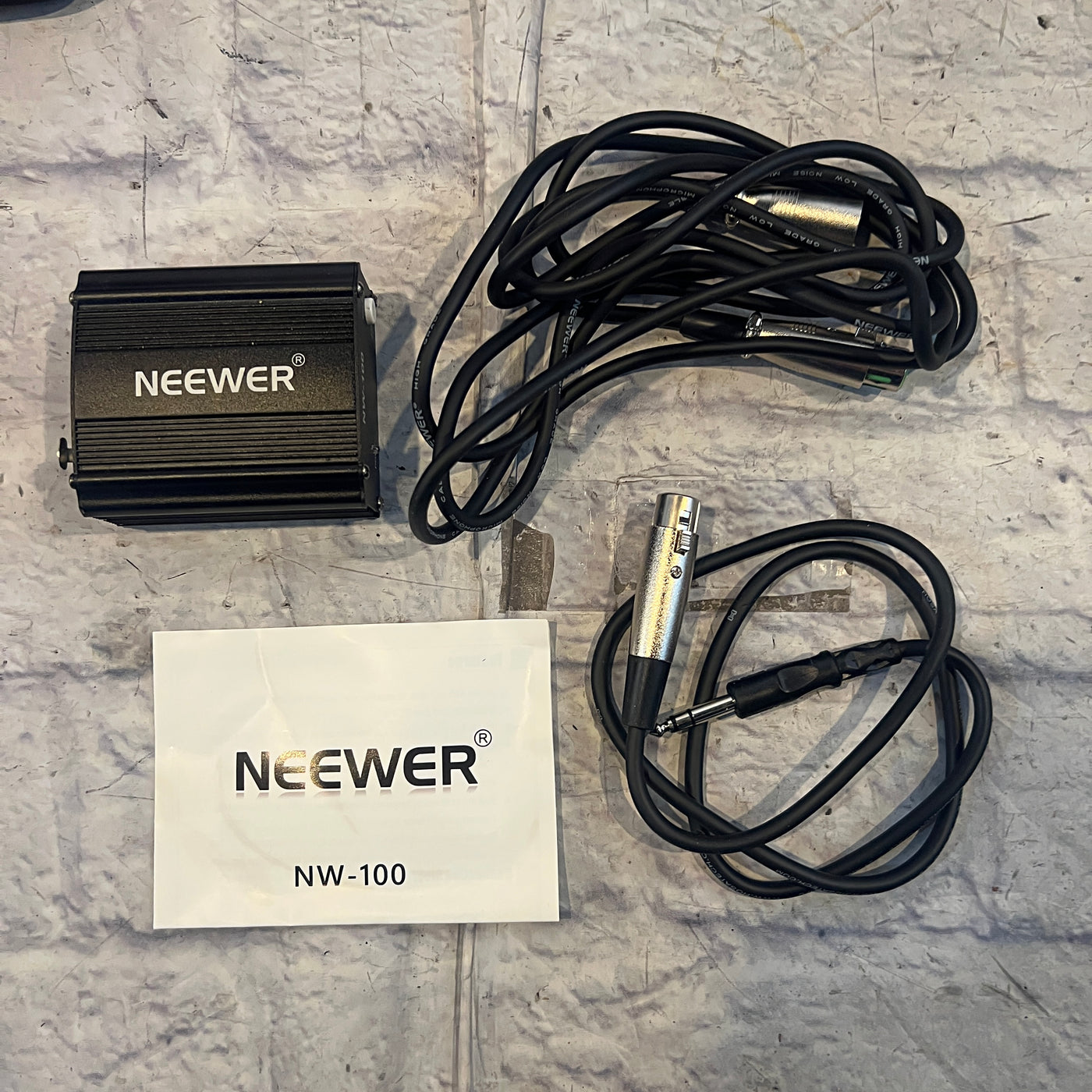 Neewer NW100 Phantom Power Box with XLR Cables