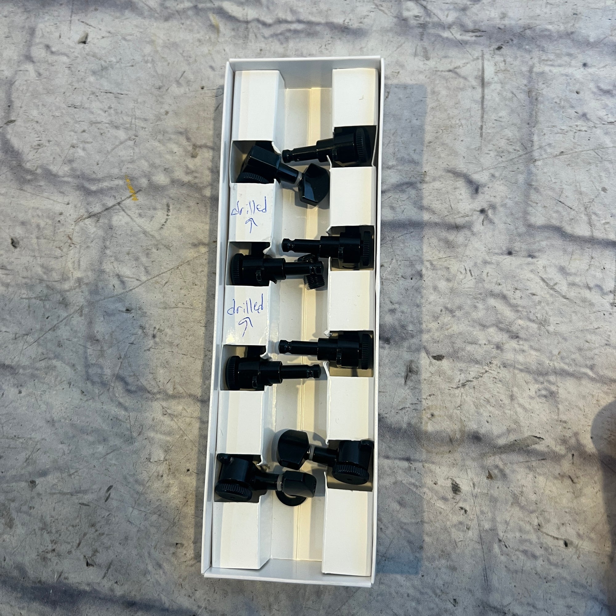 Hipshot 8 String 4x4 ELOB-21MM Tuning Machine Set