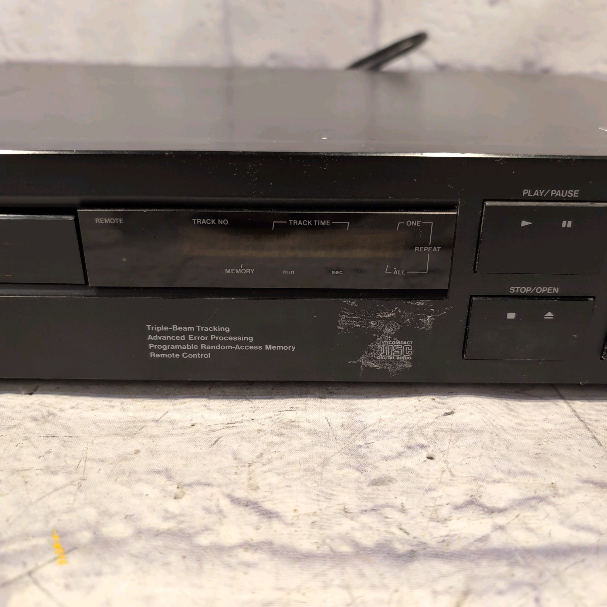 ADC 16/2R Component CD Player No Remote