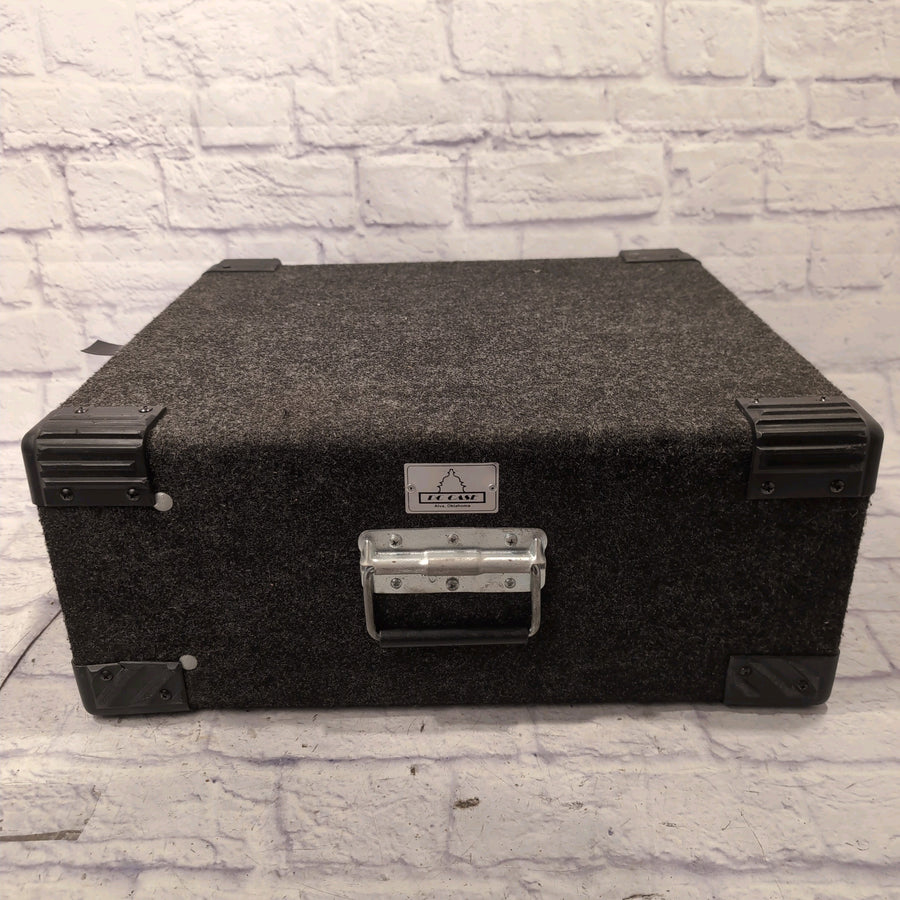 DC CASE 4U Carpeted Rack Case