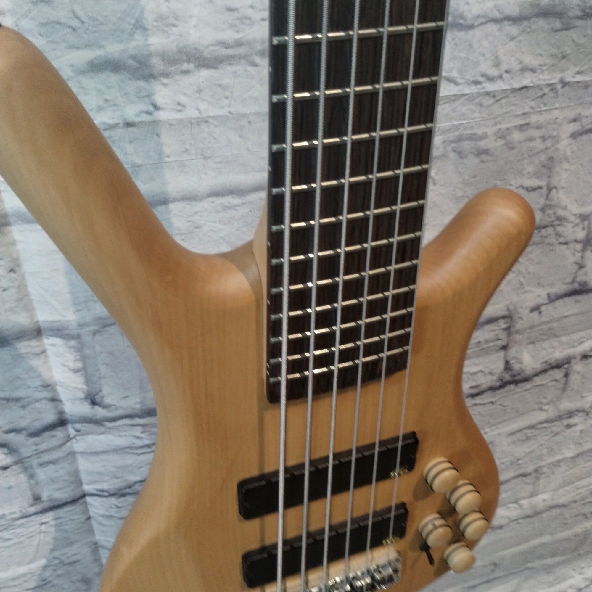 Warwick Corvette Rock Bass 6-String 5 String Bass Guitar
