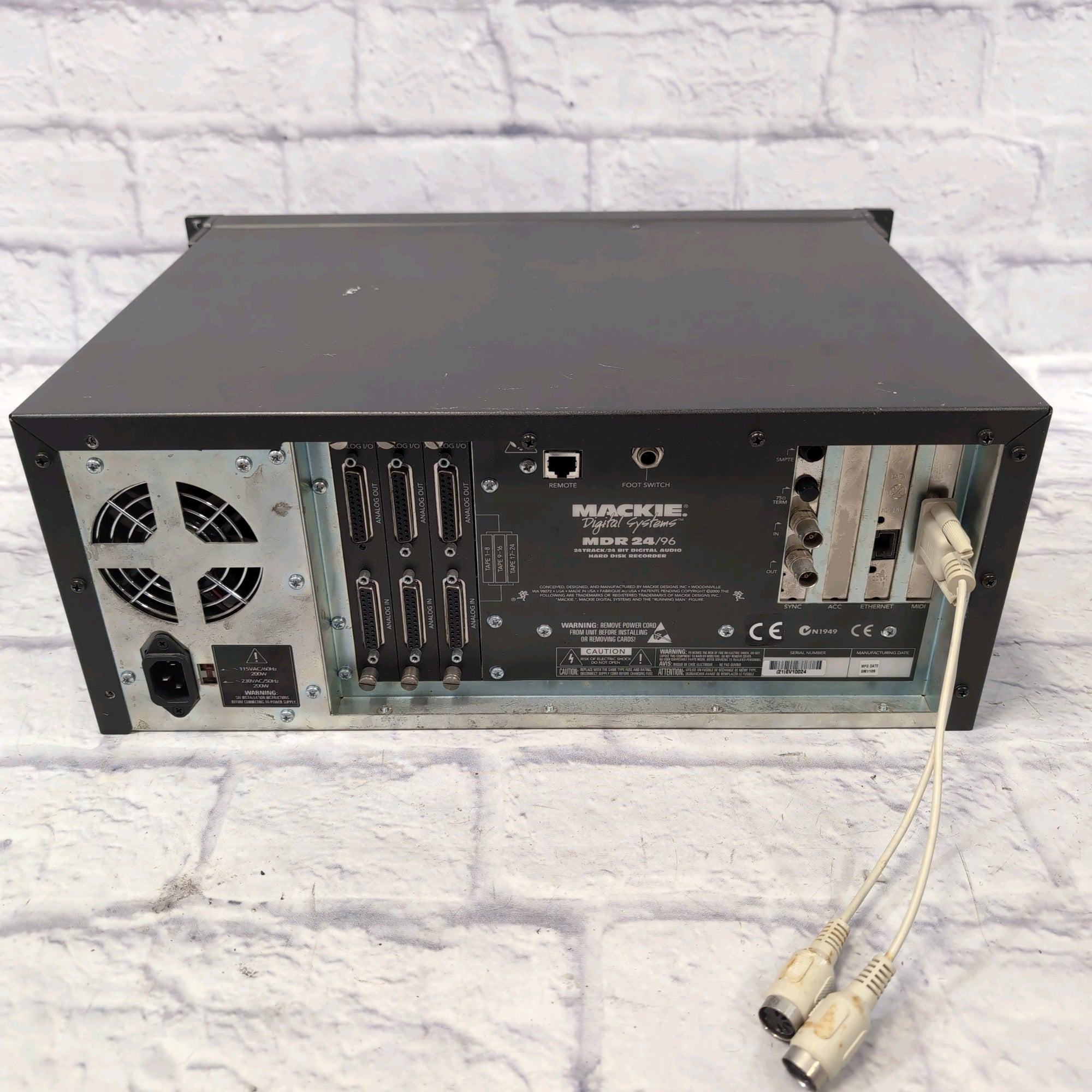 Mackie MDR24/96 24 Track 24 Bit Digital Hard Disk Recorder