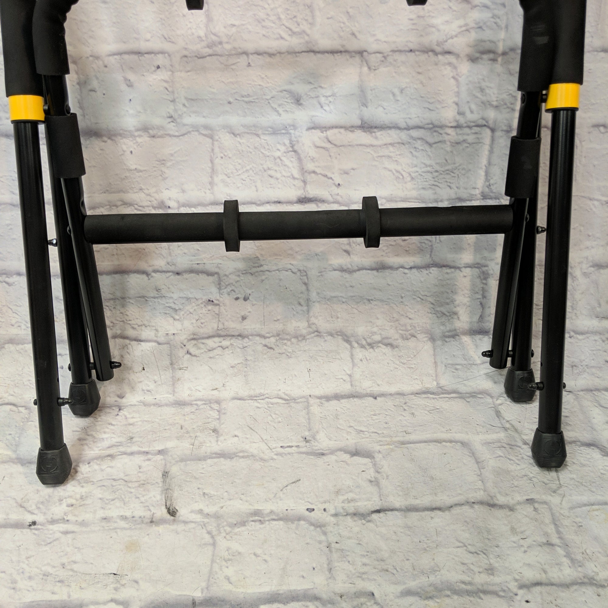 Unknown Triple Guitar Stand