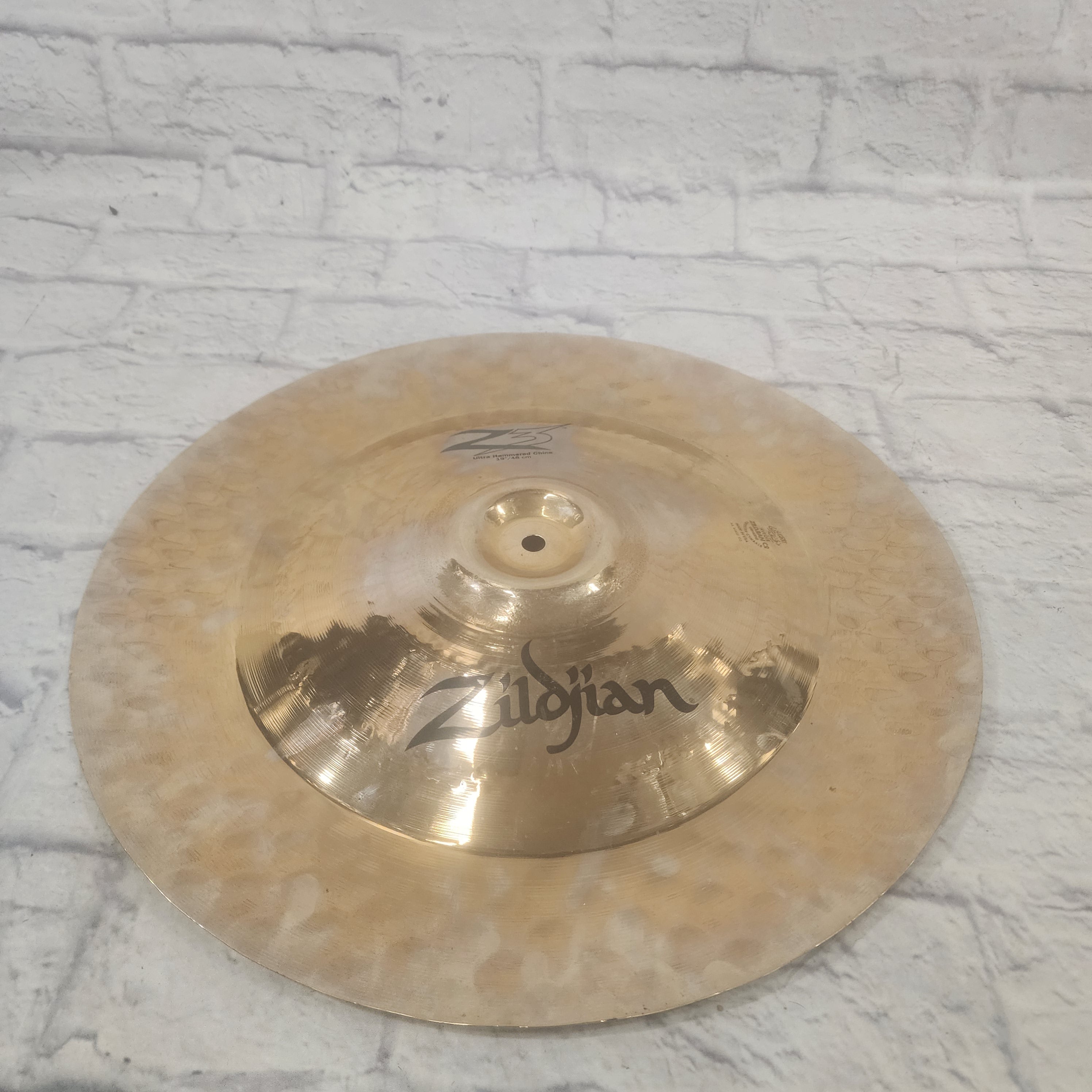 Zildjian 19 Z3 Ultra Hammered China Cymbal - Evolution Music