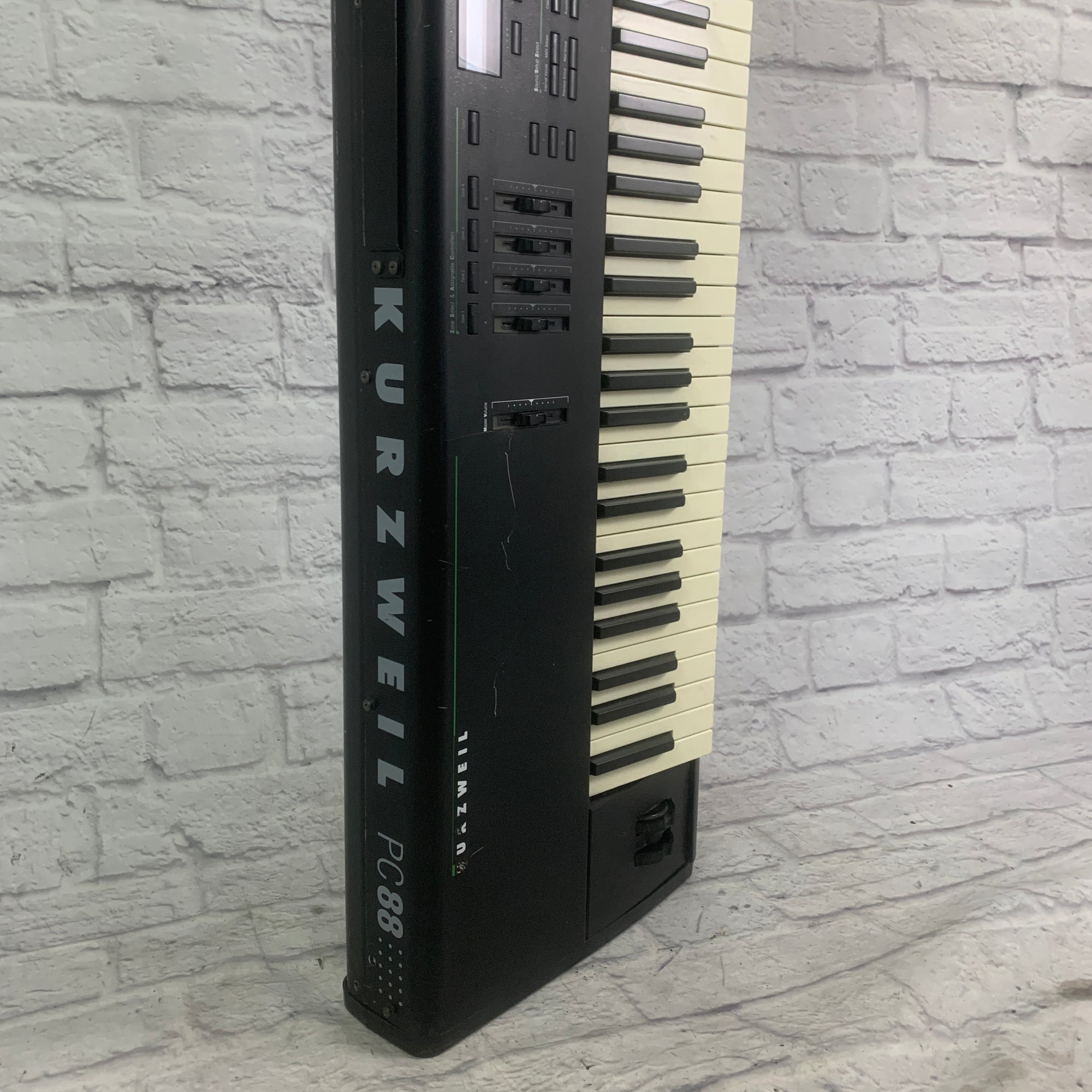 Kurzweil PC88mx Controller