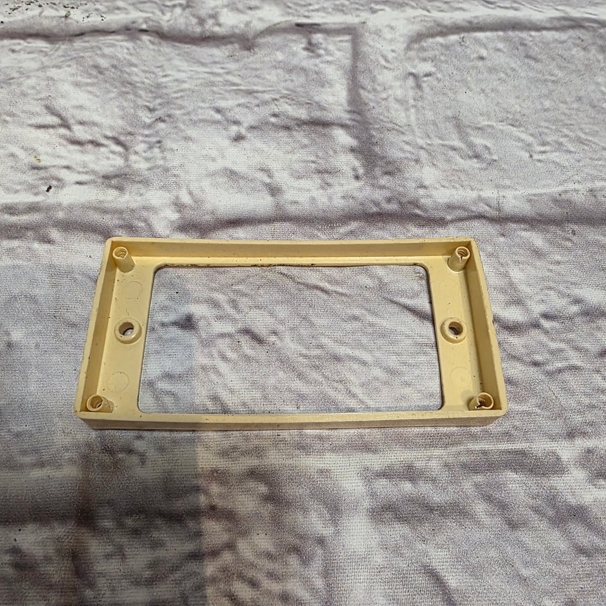 Unknown Black Humbucker Pickup Mounting Ring - Electric Guitar Part