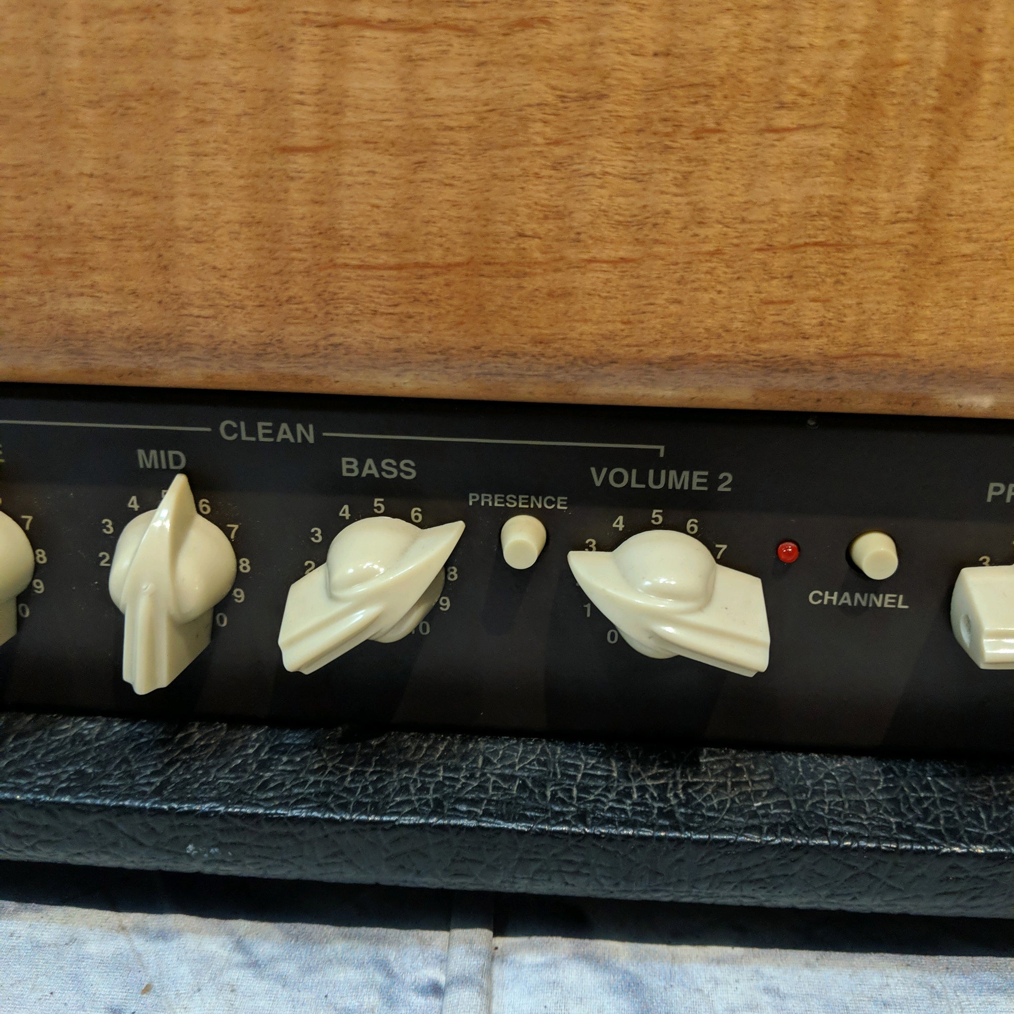 Carvin Legacy VL100 Steve Vai Amp Head