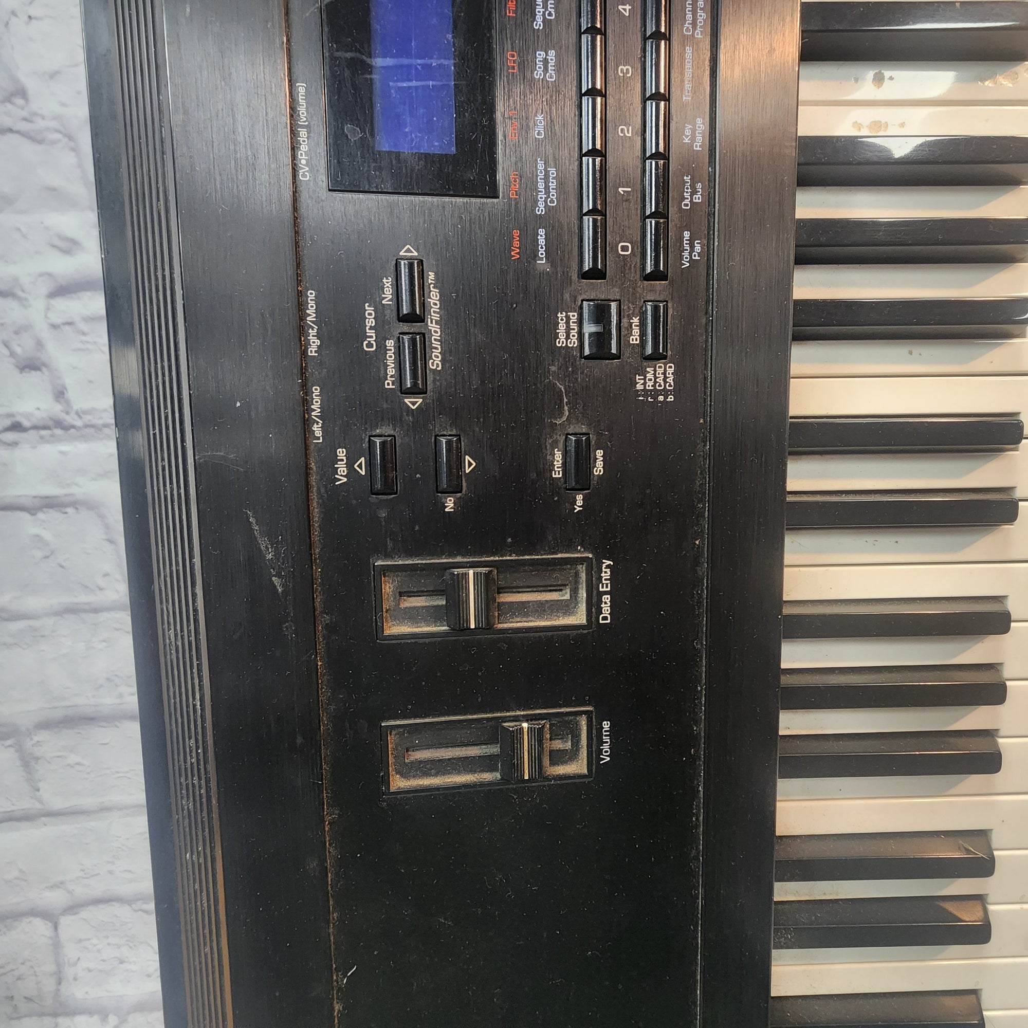 Ensoniq KT88 88-Key Synthesizer Digital Synth