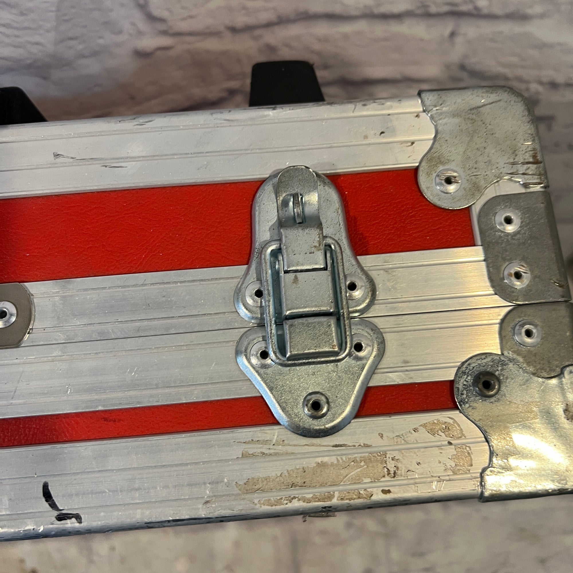 Unknown Accessory Case with Telescoping Handle and Wheels DJ Case